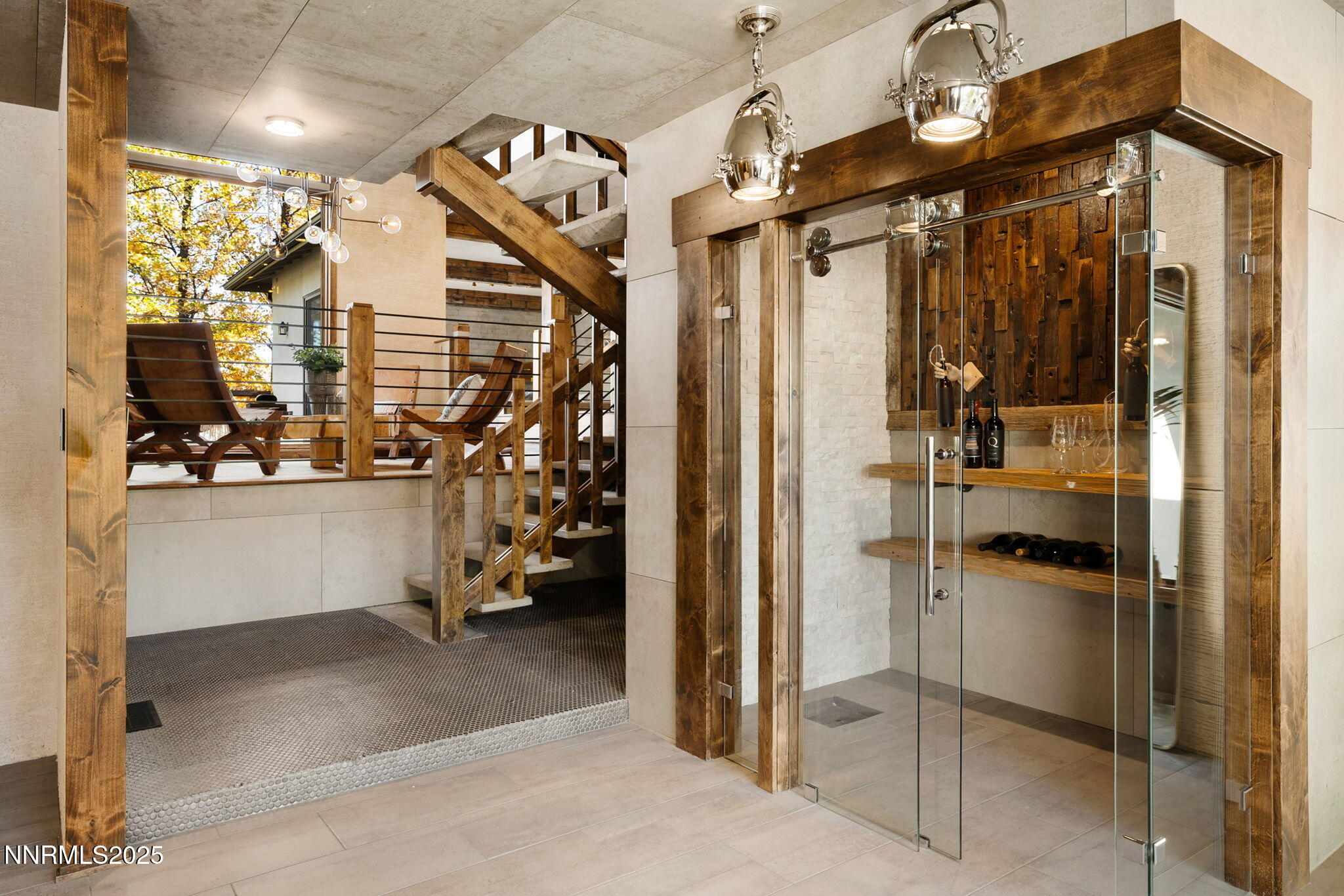 1825 Manzanita Circle