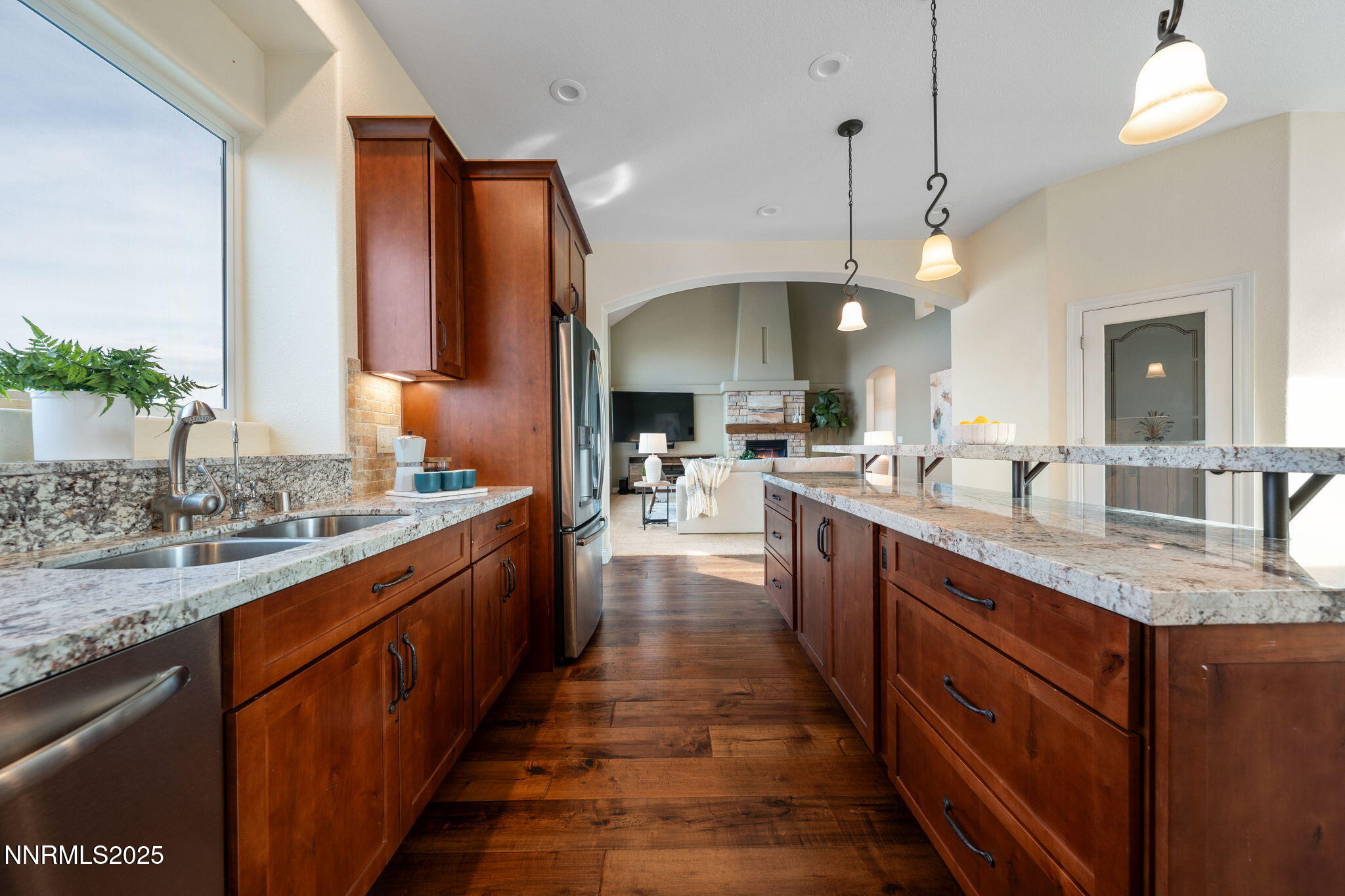 2573 Rampart Terrace