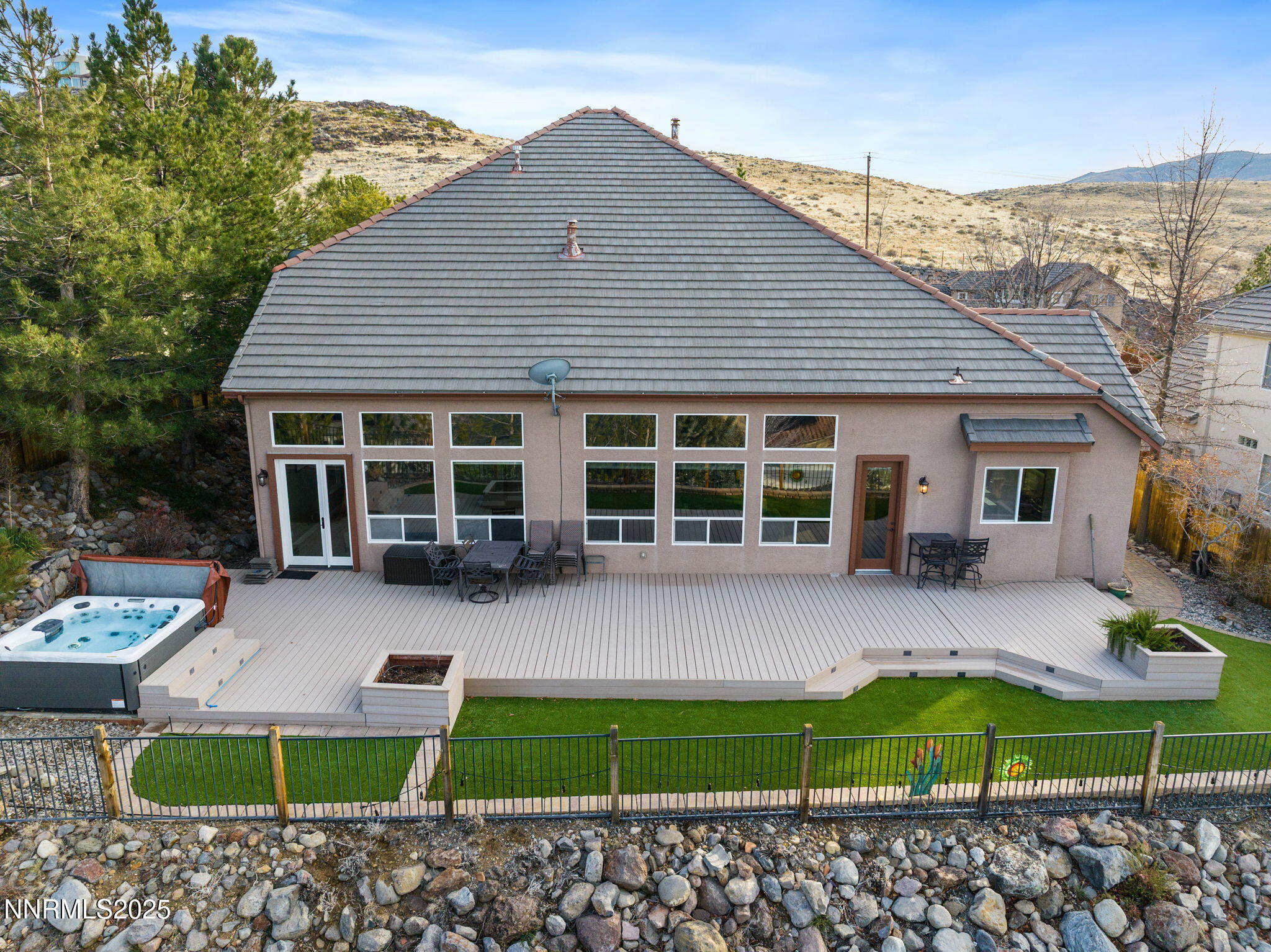 2573 Rampart Terrace