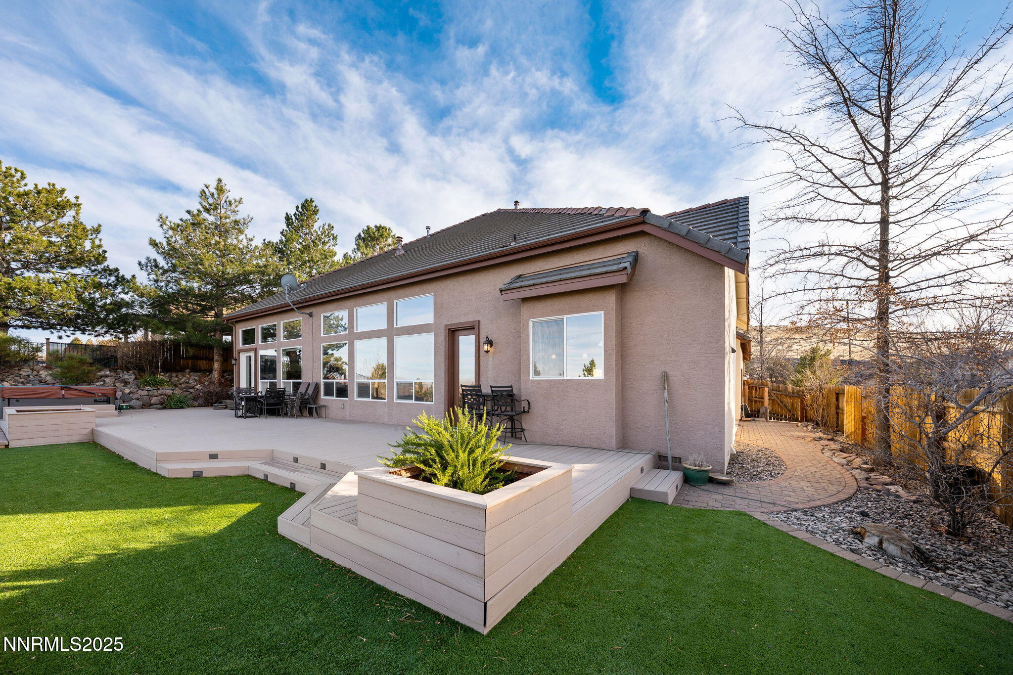 2573 Rampart Terrace