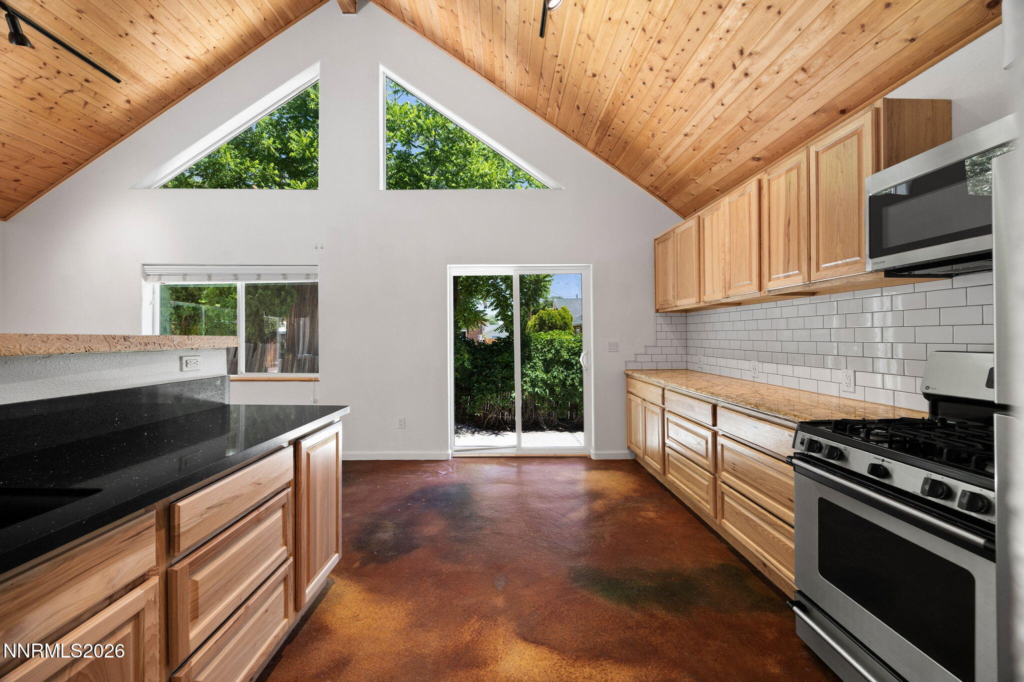1350 Ridgeway Court