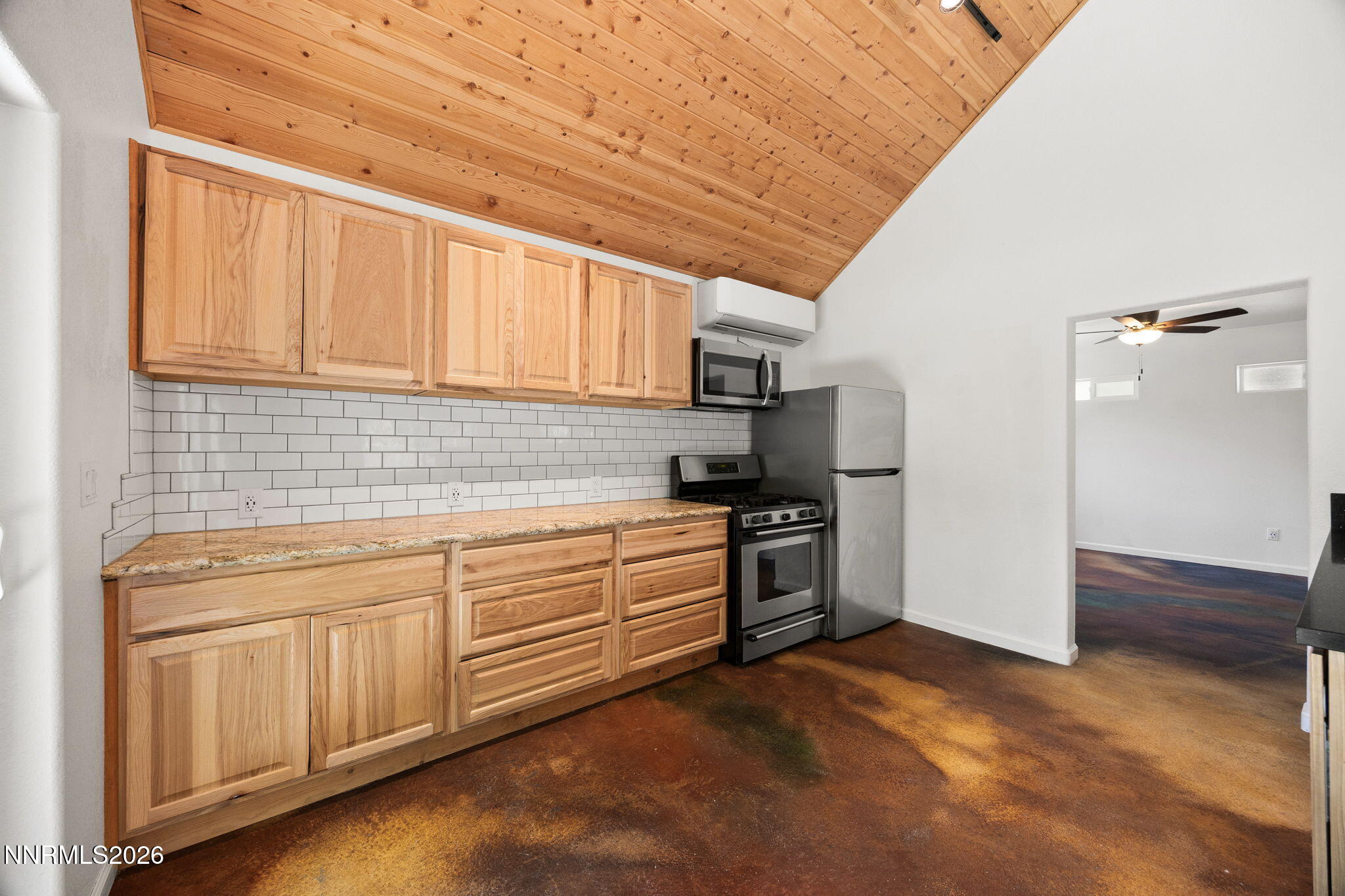 1350 Ridgeway Court