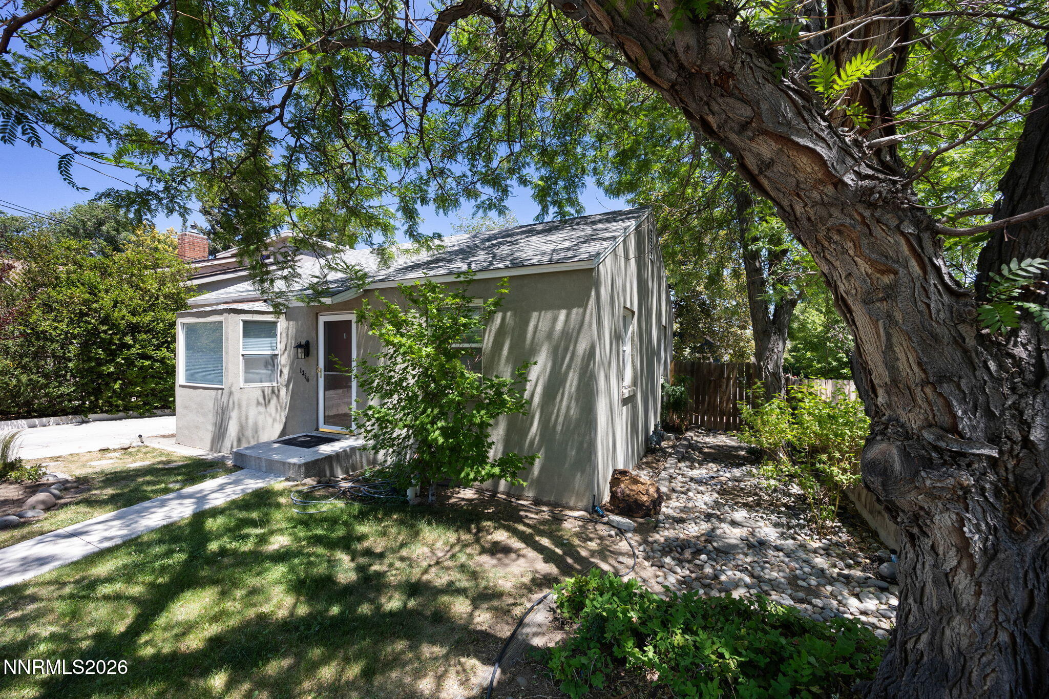 1350 Ridgeway Court