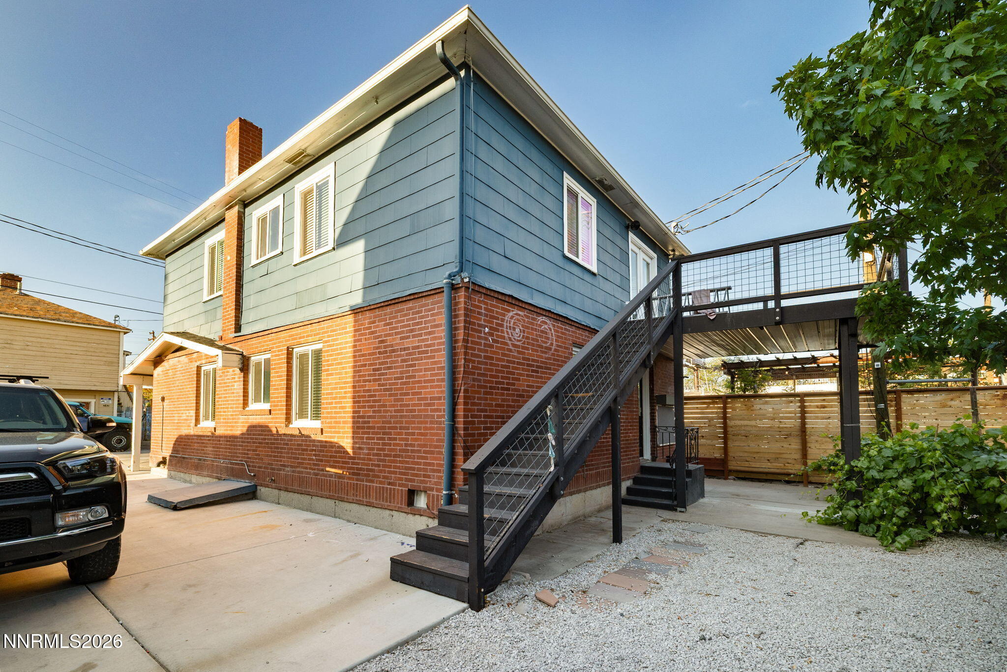251 E Arroyo Street