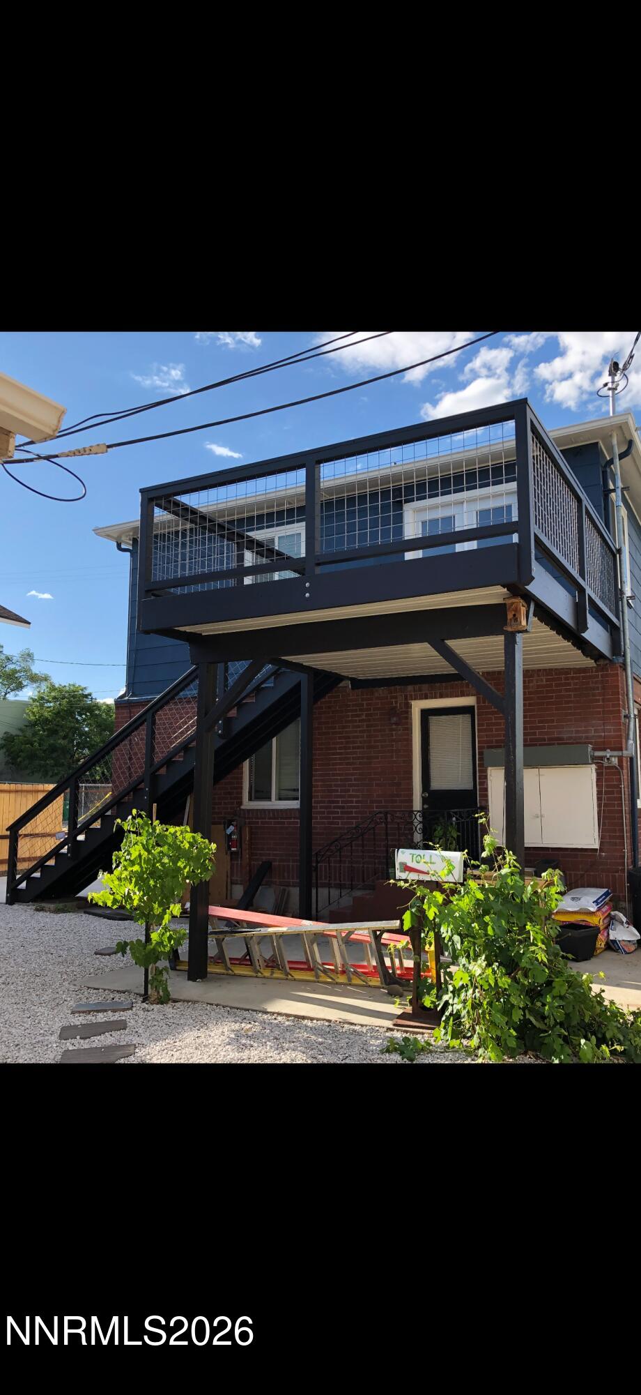 251 E Arroyo Street
