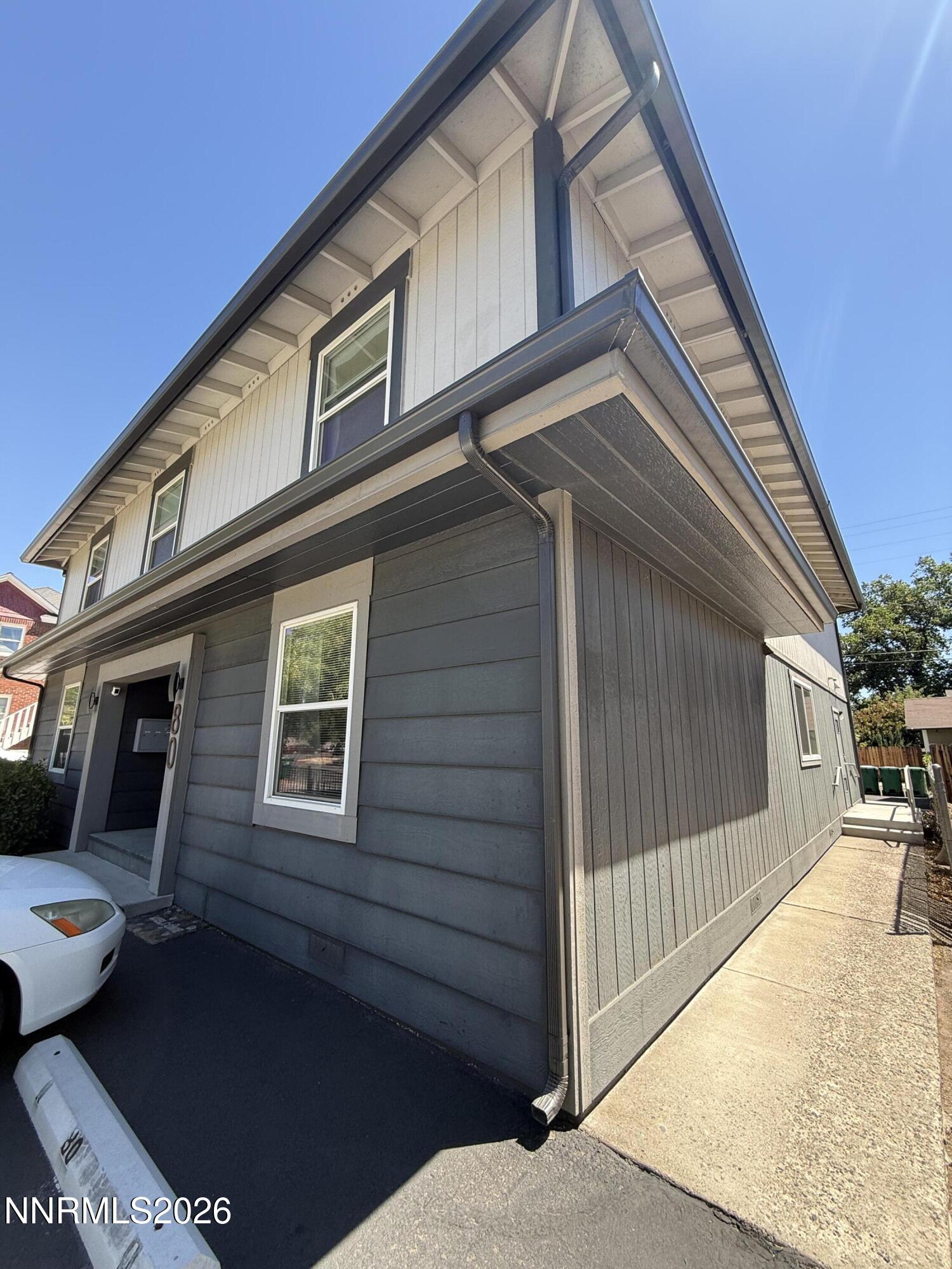 80 Vine Street