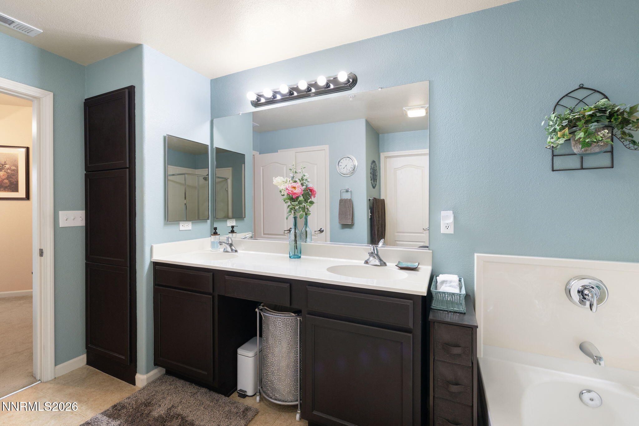 17000 Wedge Parkway UNIT 2525