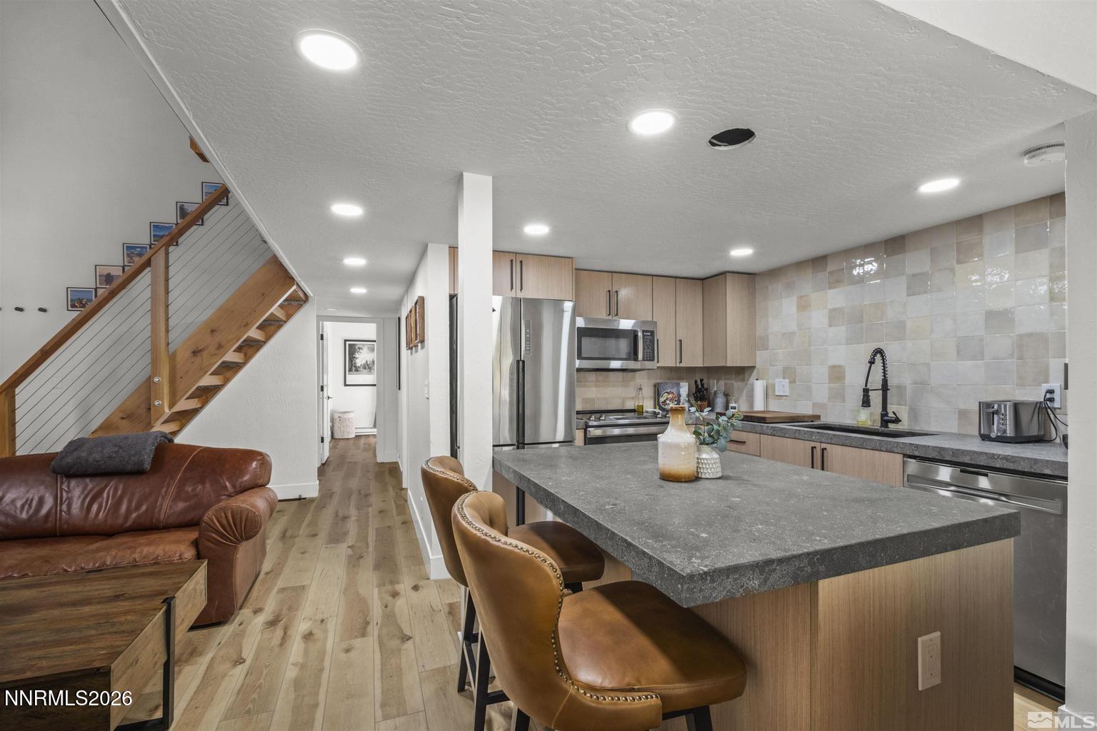 945 Harold Drive UNIT 20