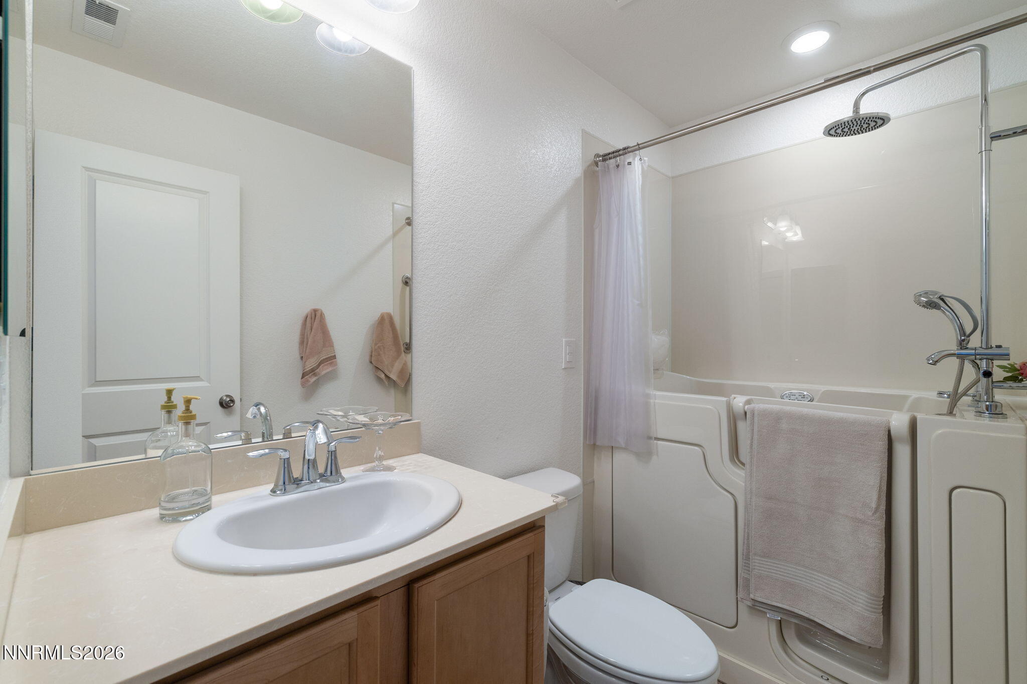 9319 Bay Court