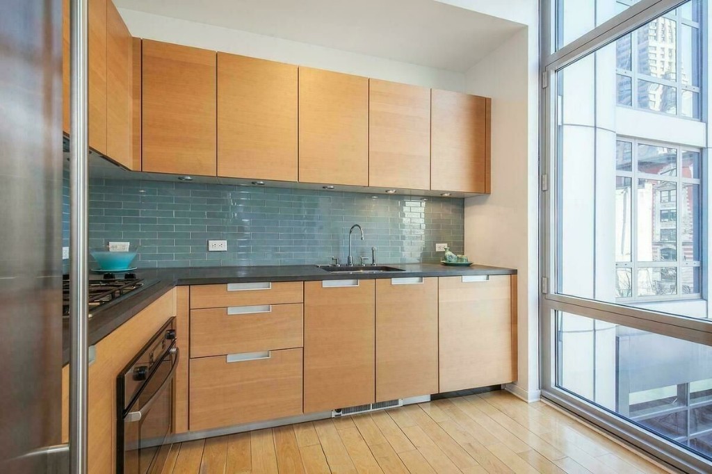 310 W 52nd Street 3E