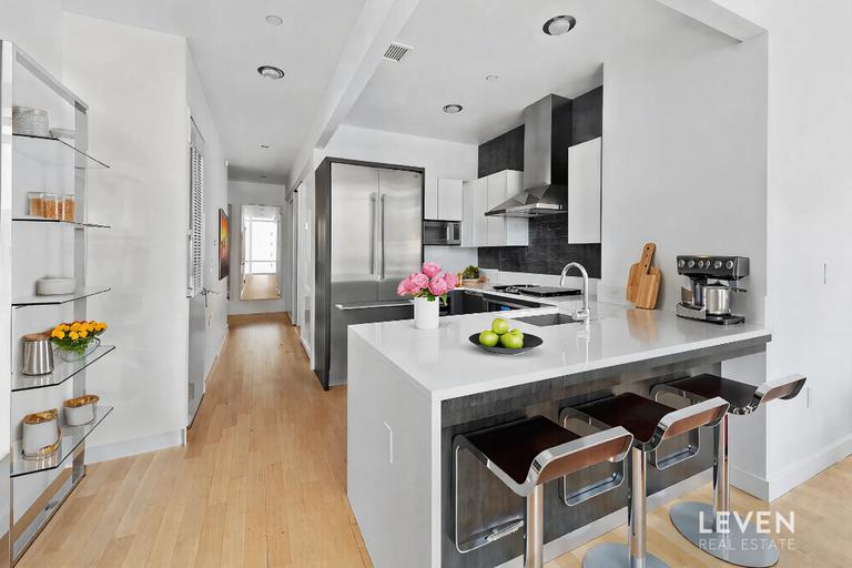 The Platinum Apt 408
