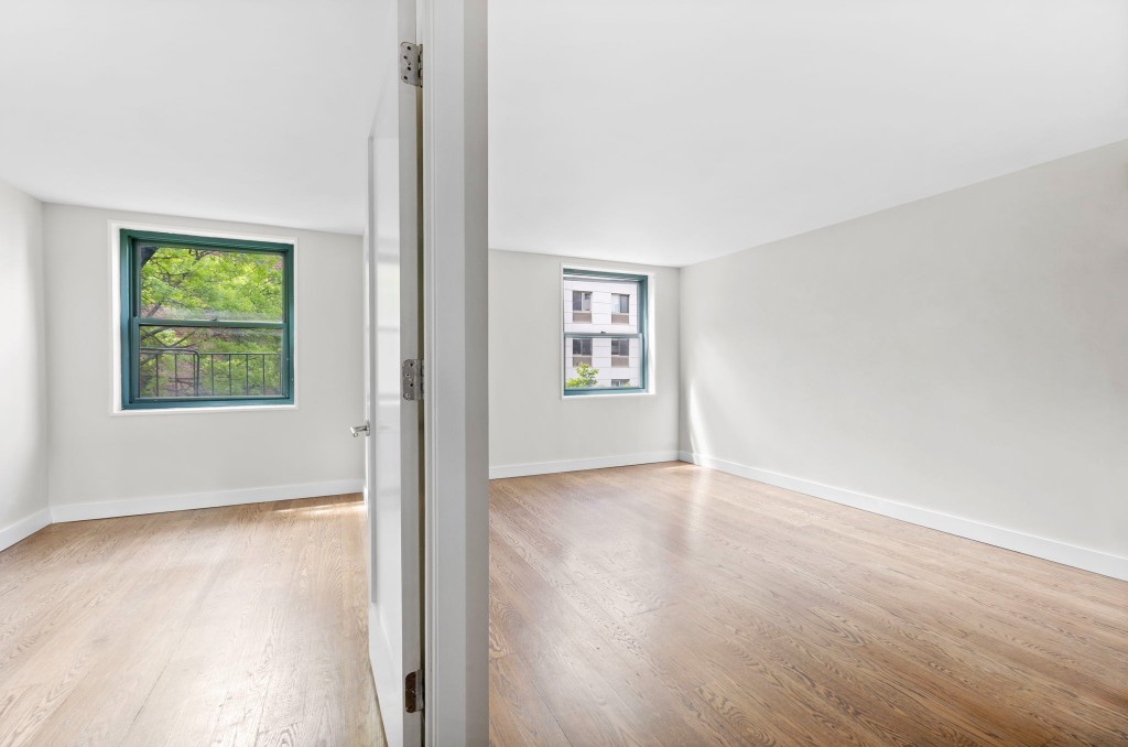 152 Bank Street 4B