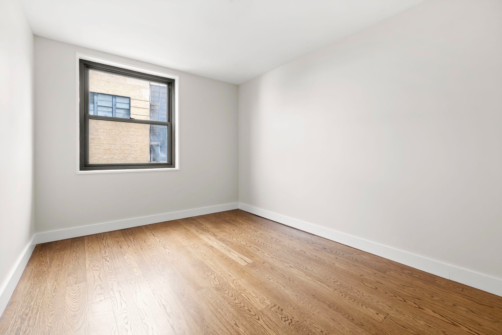 152 Bank Street 4B