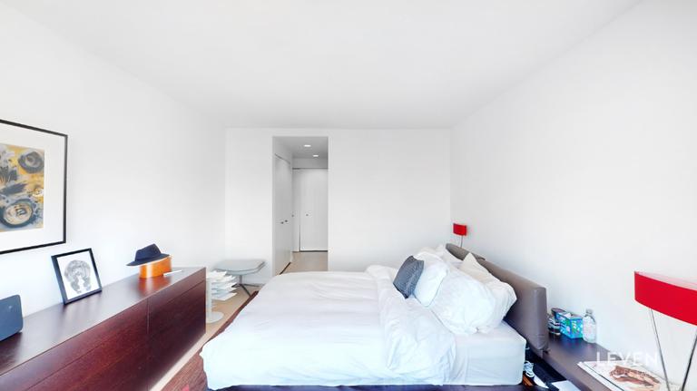 160 W 66th Street 37F