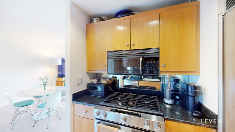 160 W 66th Street 37F