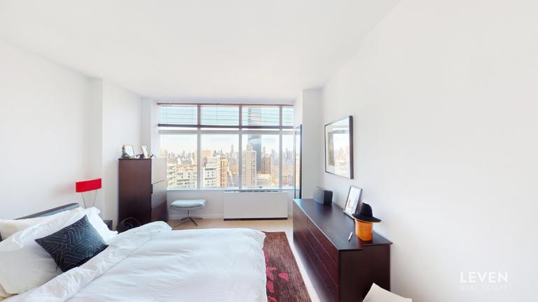 160 W 66th Street 37F