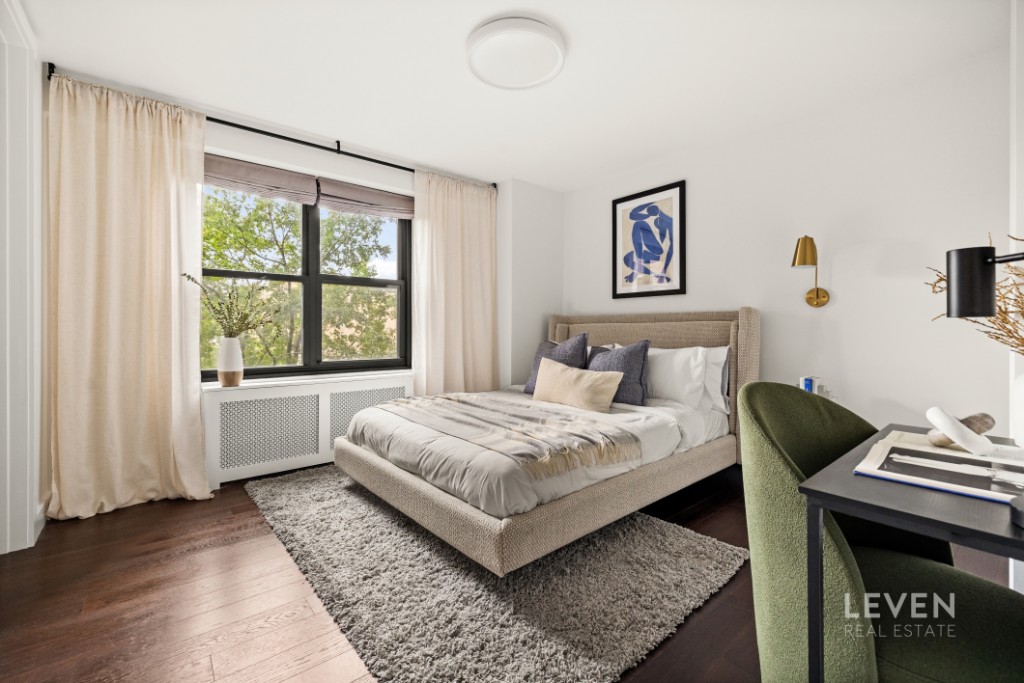 385 Grand Street 601L