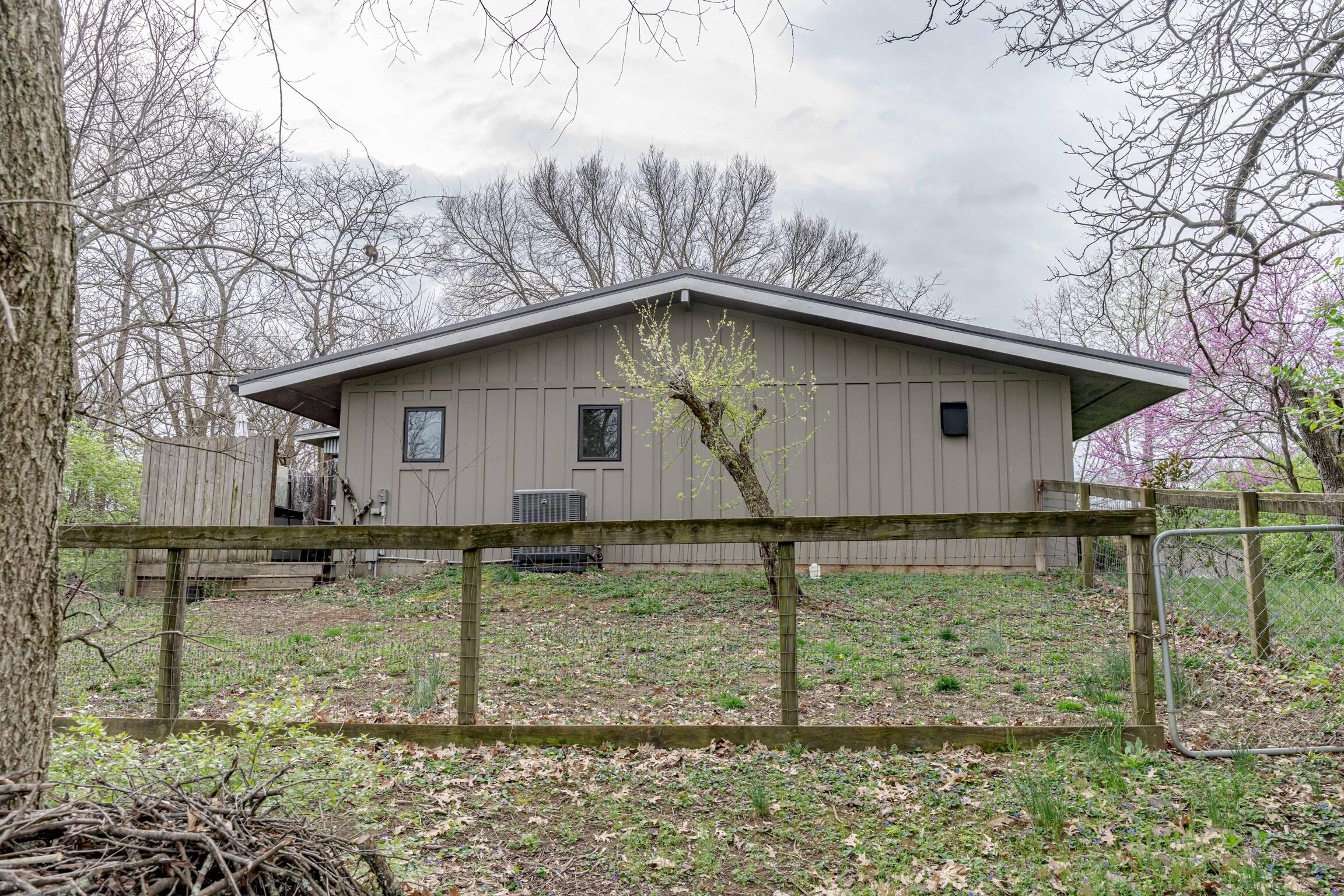 2474 Bridgeport Benson Road