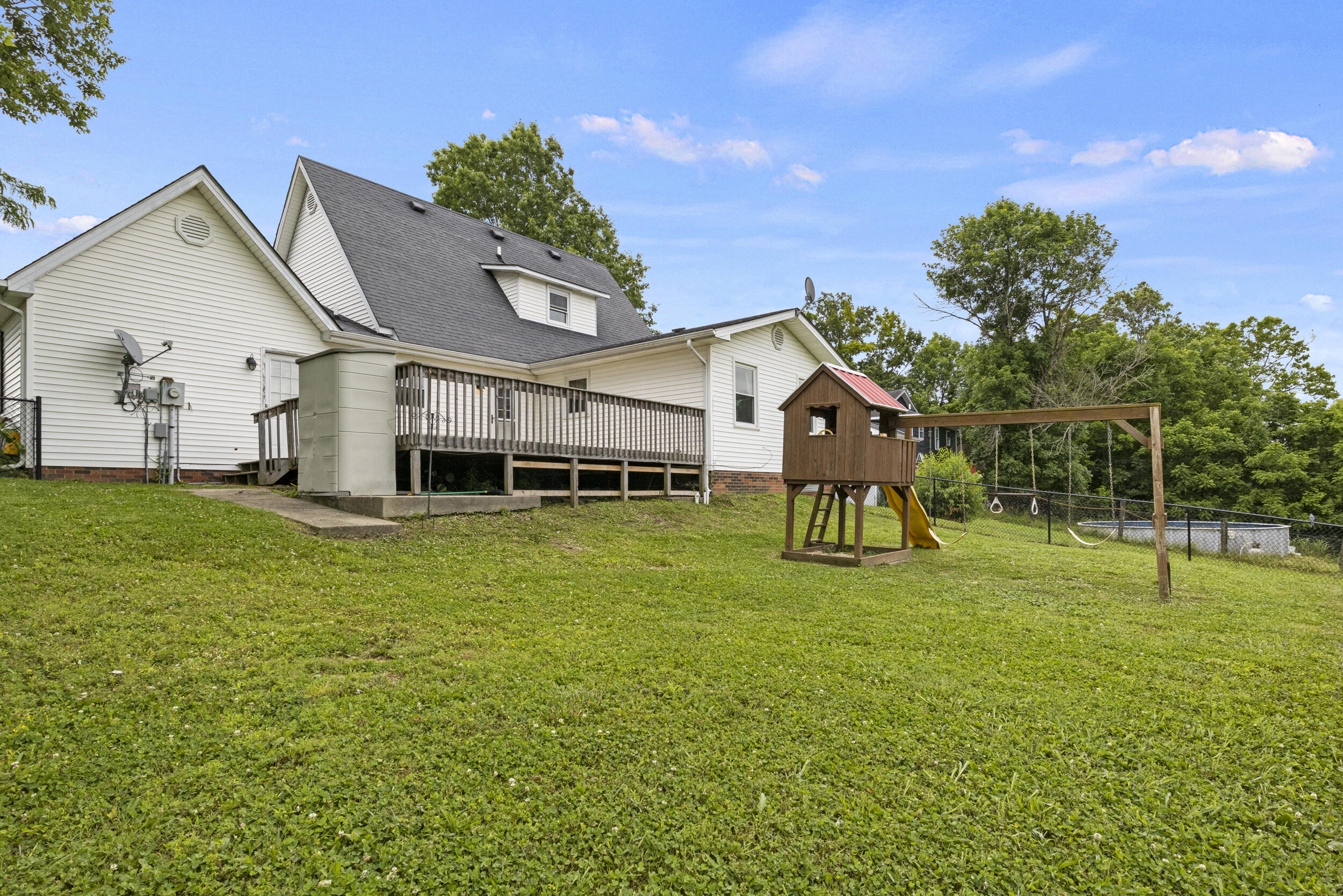 340 Peachtree Drive