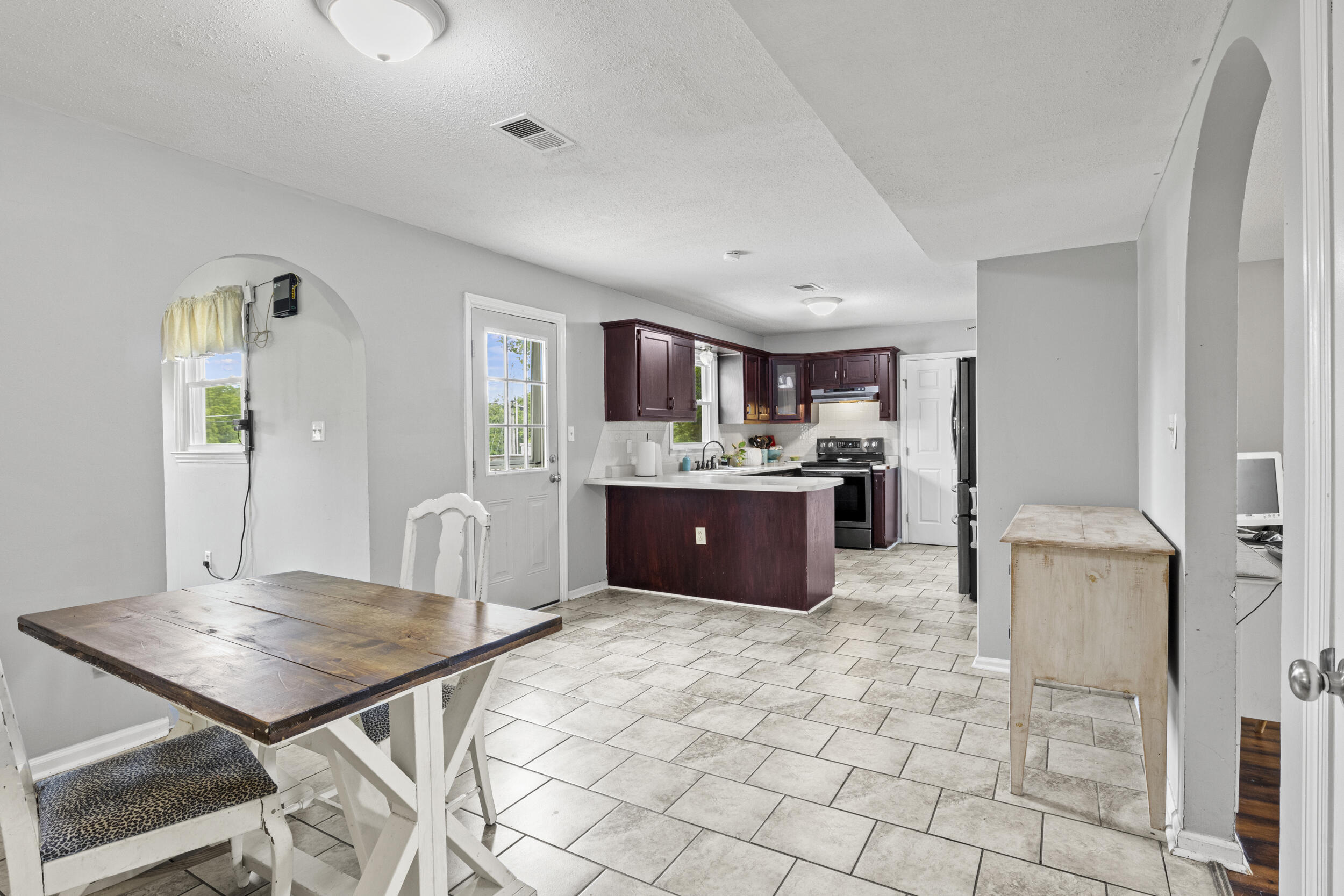 340 Peachtree Drive