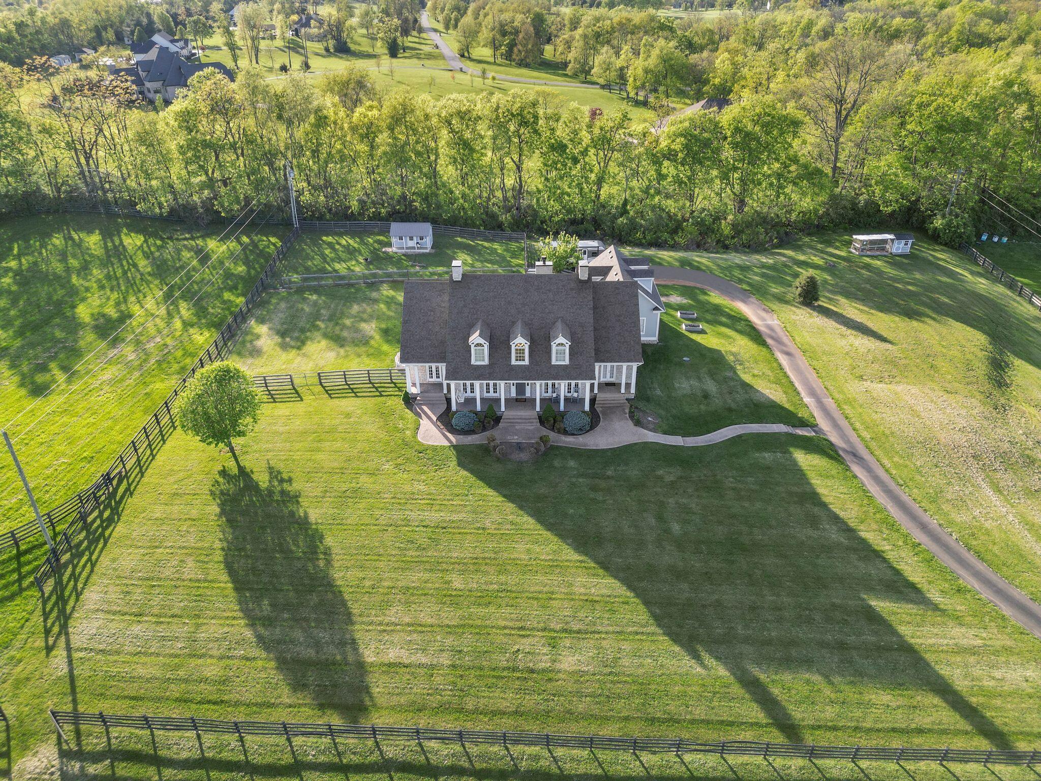 221 Creekwood Way