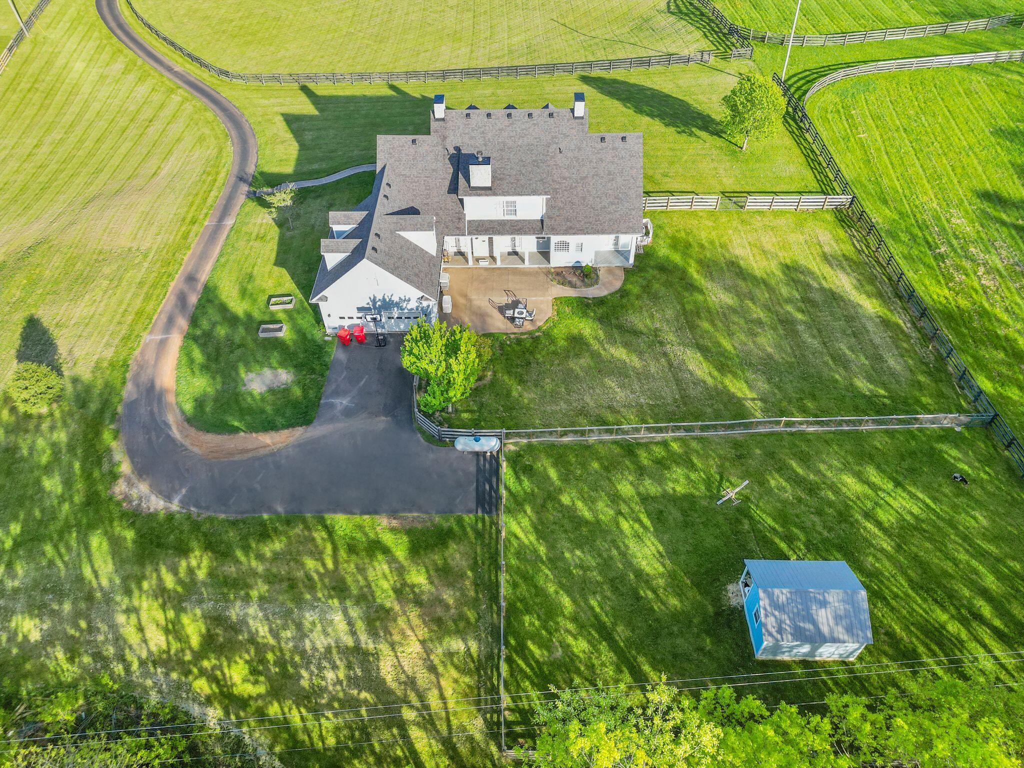 221 Creekwood Way