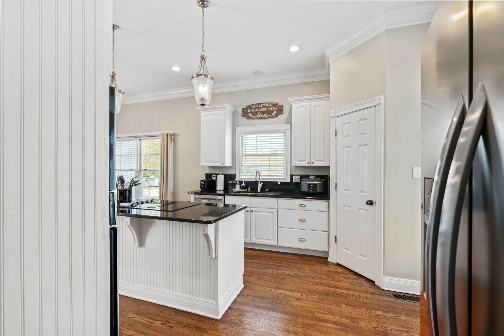 221 Creekwood Way