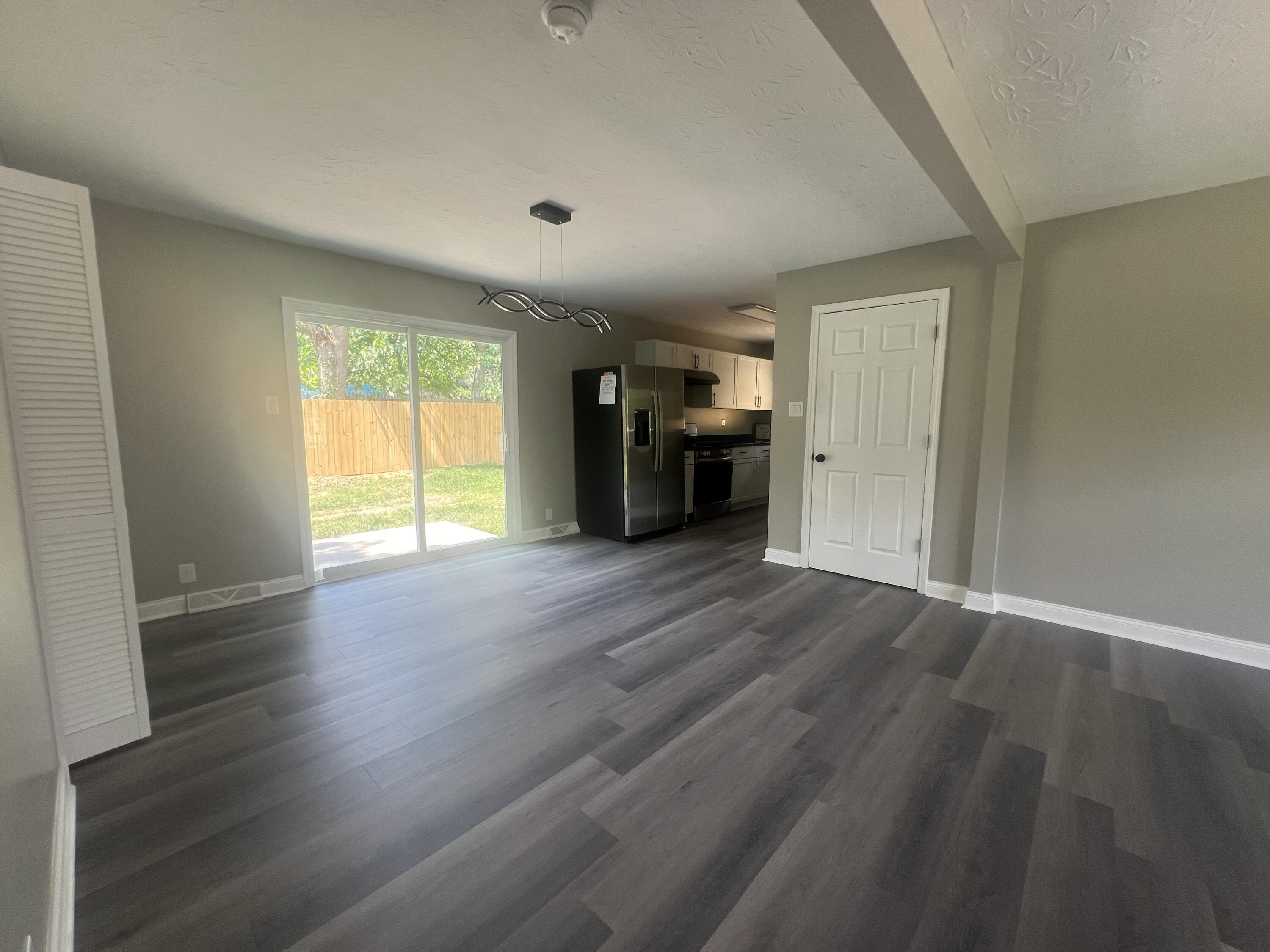 102 Maple Court
