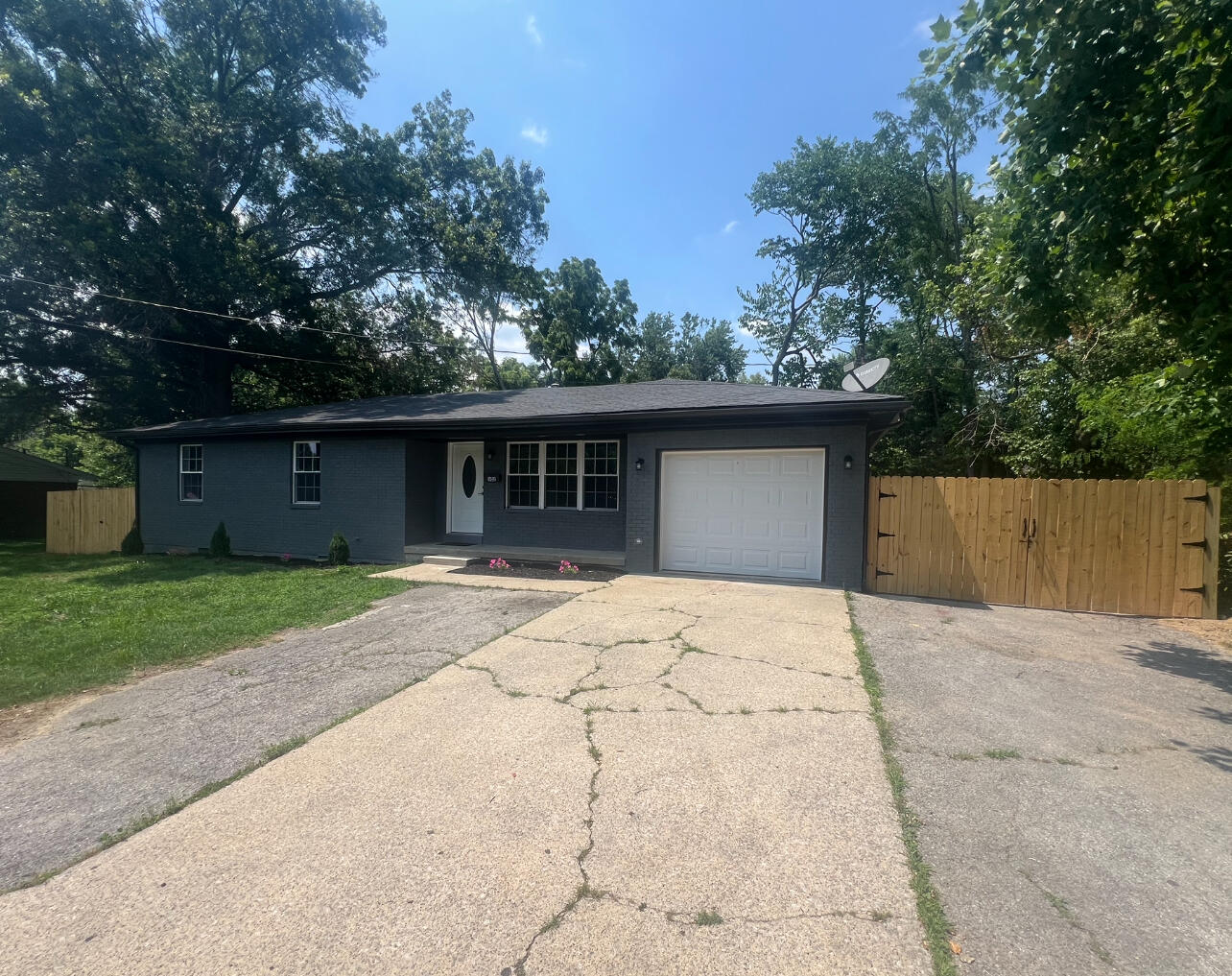102 Maple Court