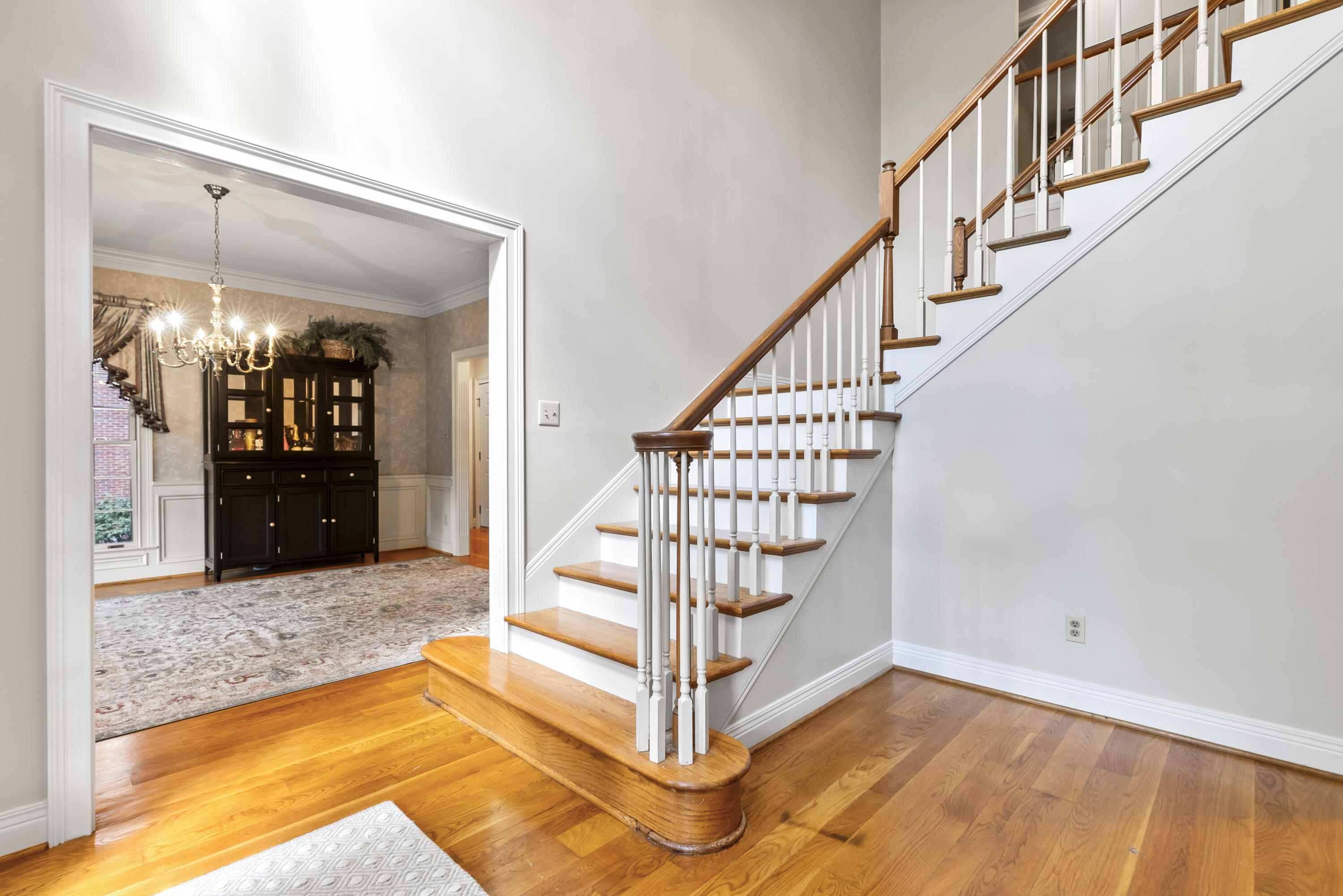 1209 Taborlake Cove