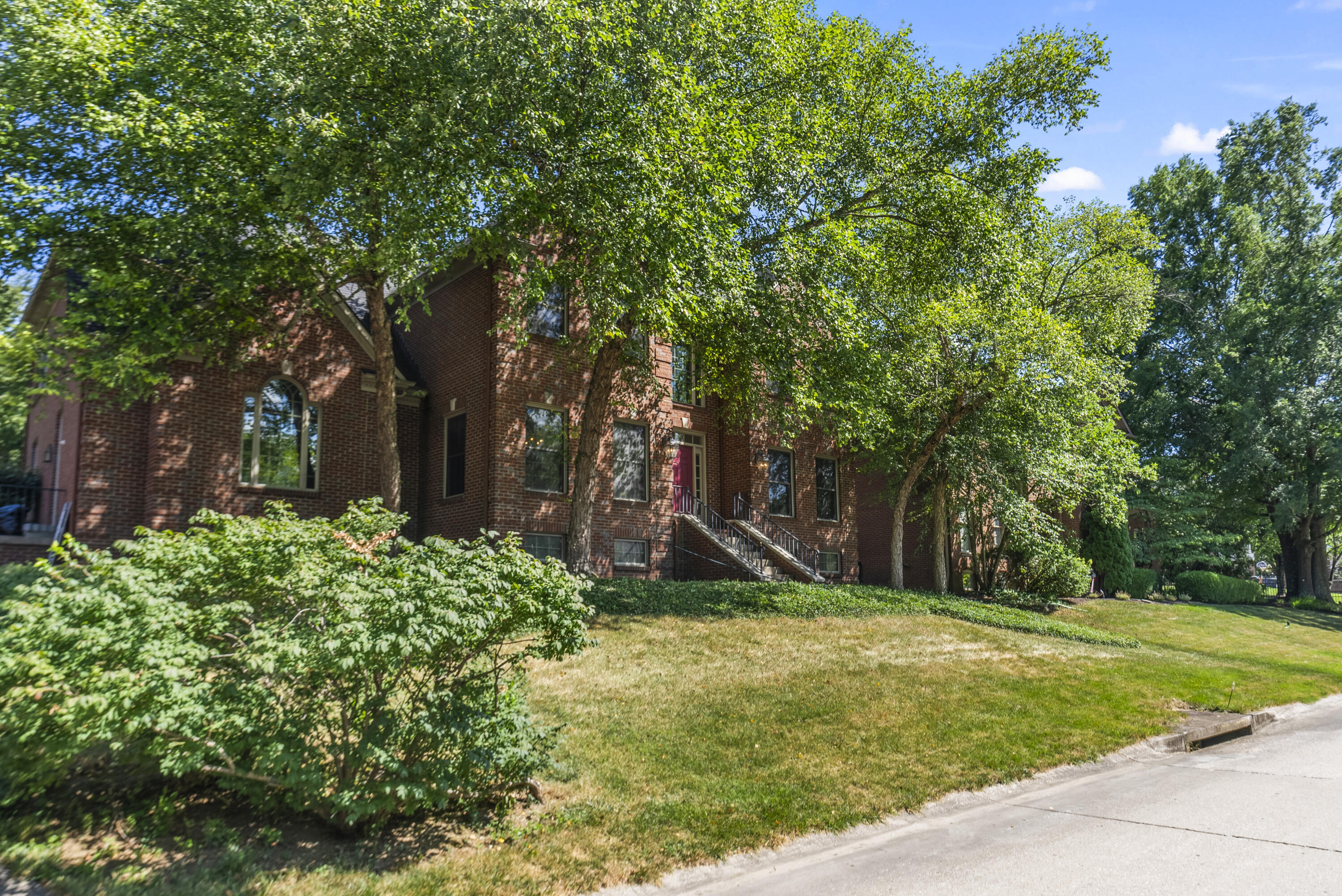 1209 Taborlake Cove