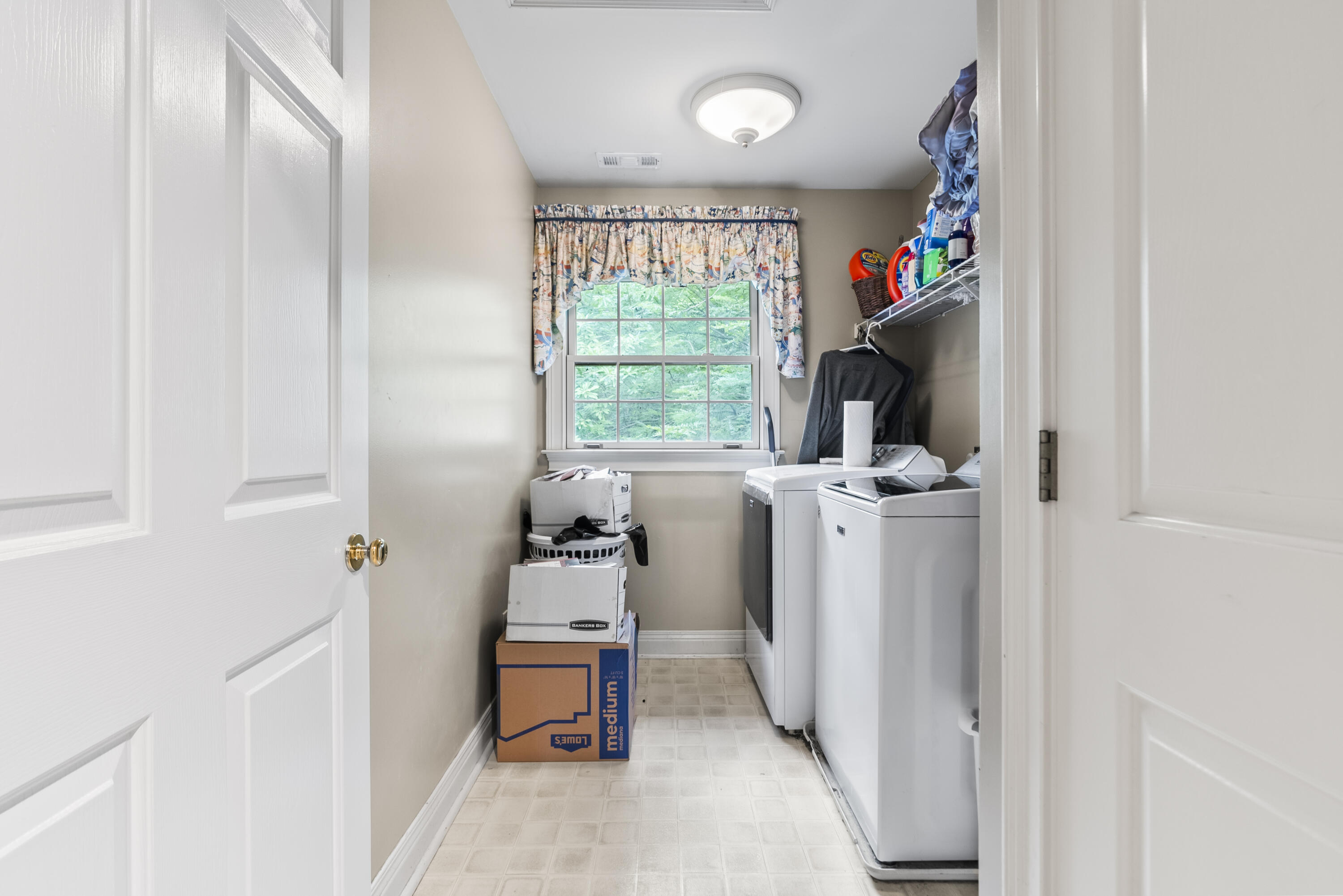 1209 Taborlake Cove