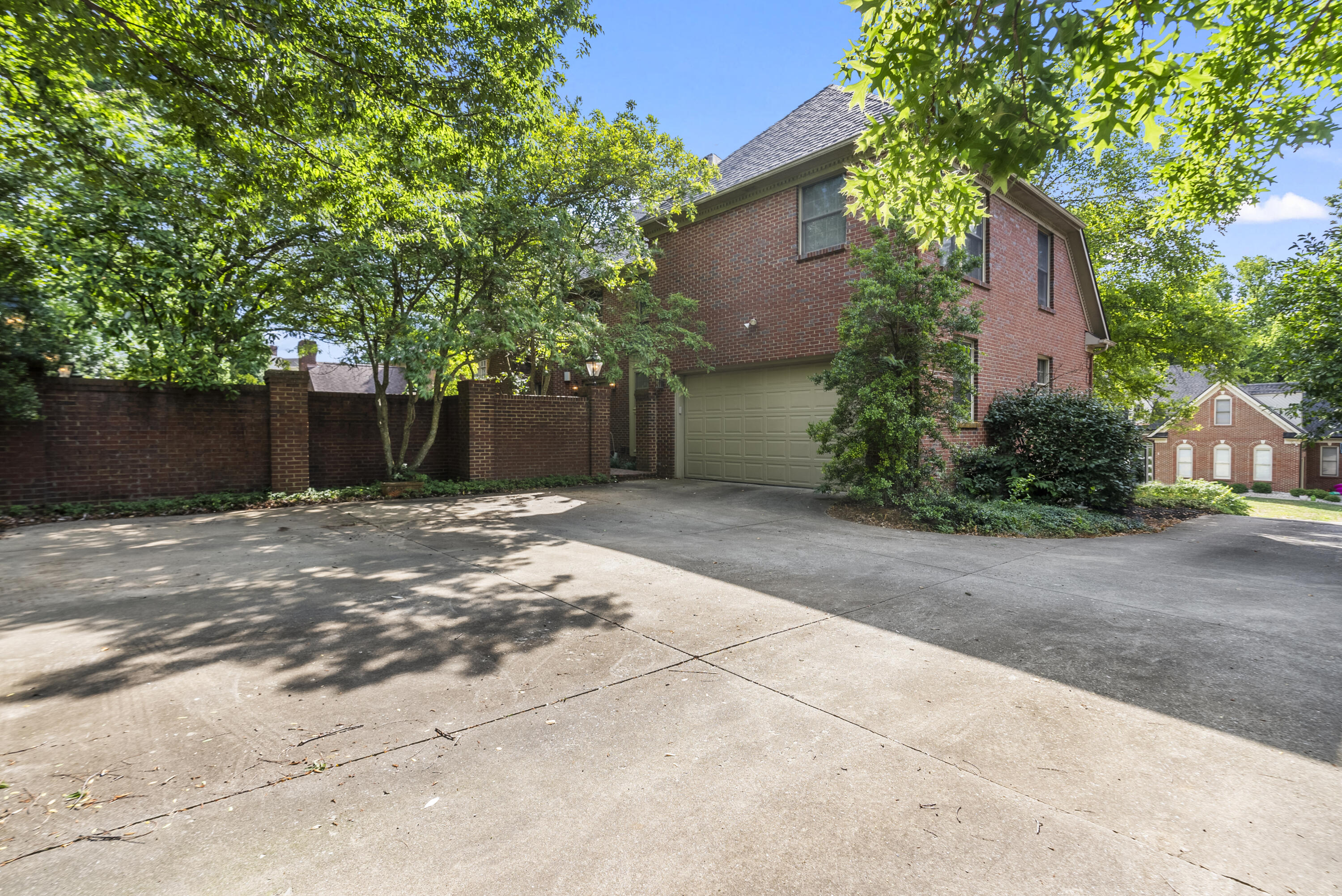 1209 Taborlake Cove