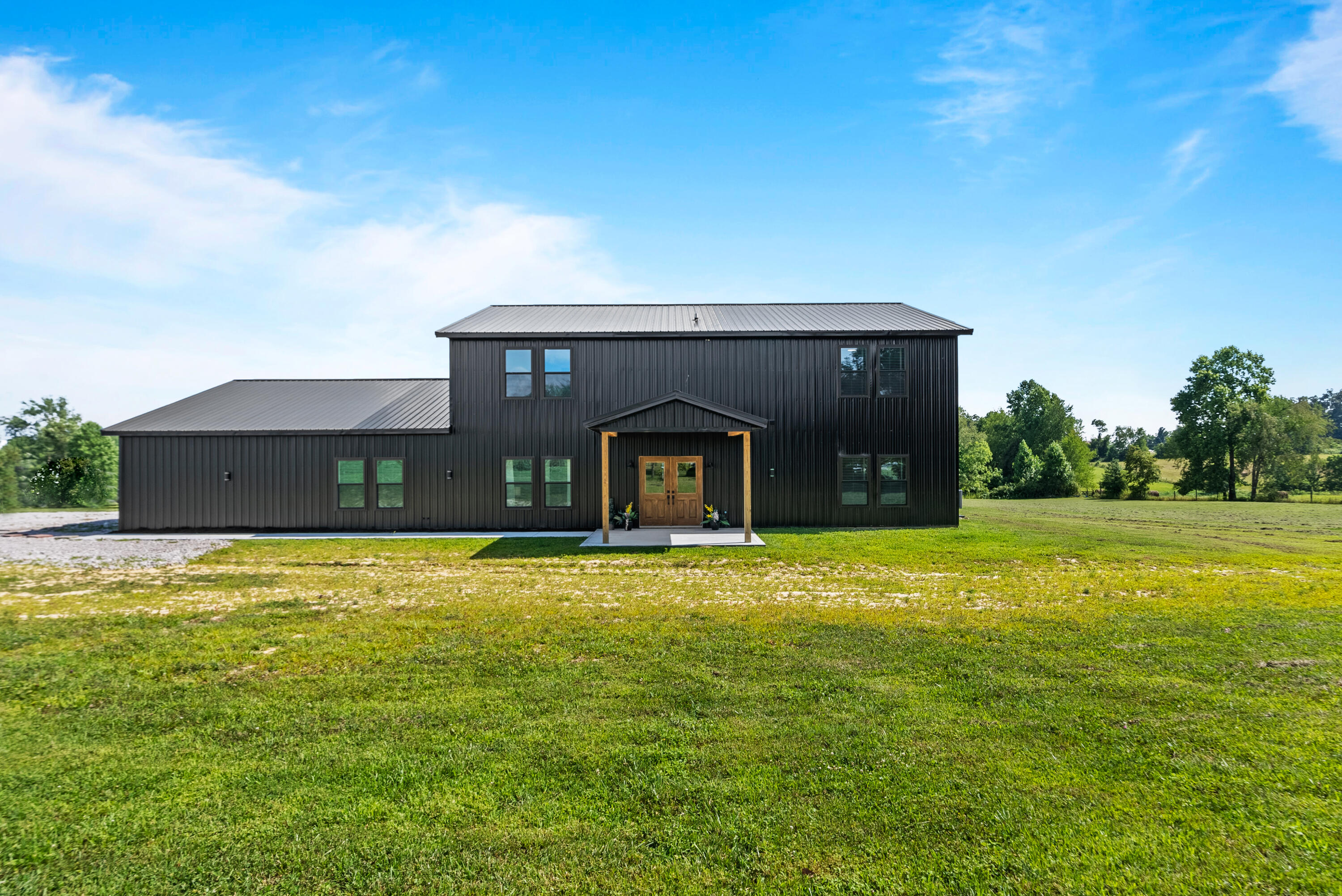 2910 Cooper Lane