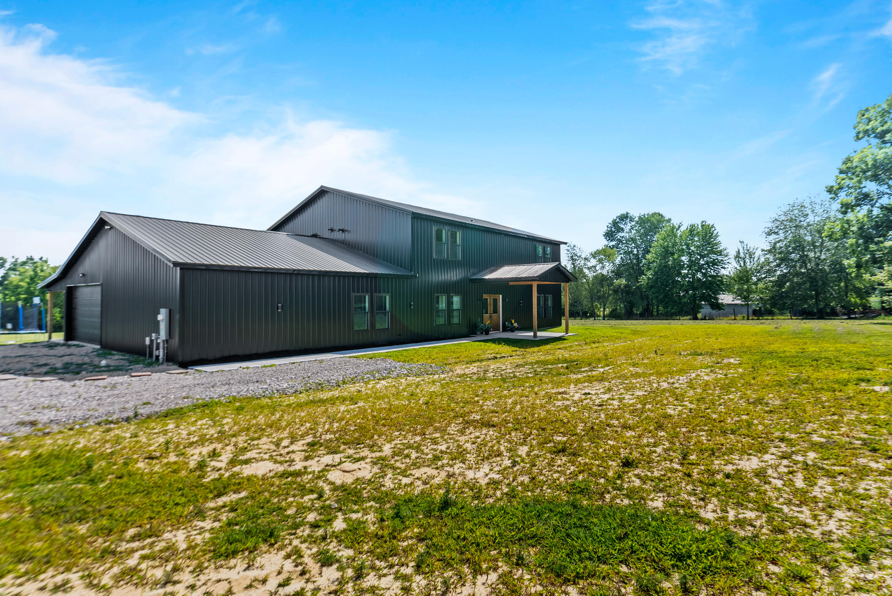 2910 Cooper Lane