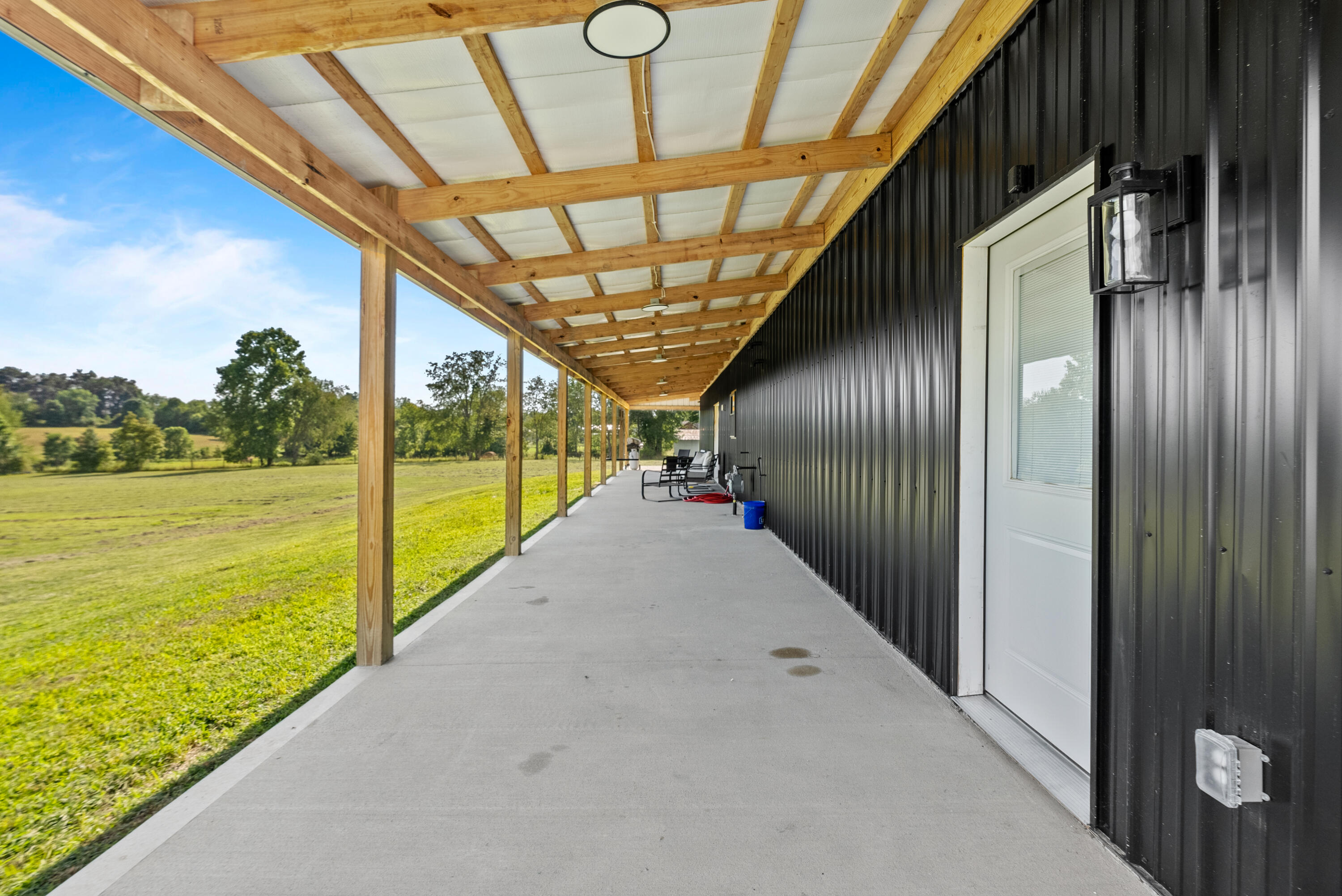 2910 Cooper Lane