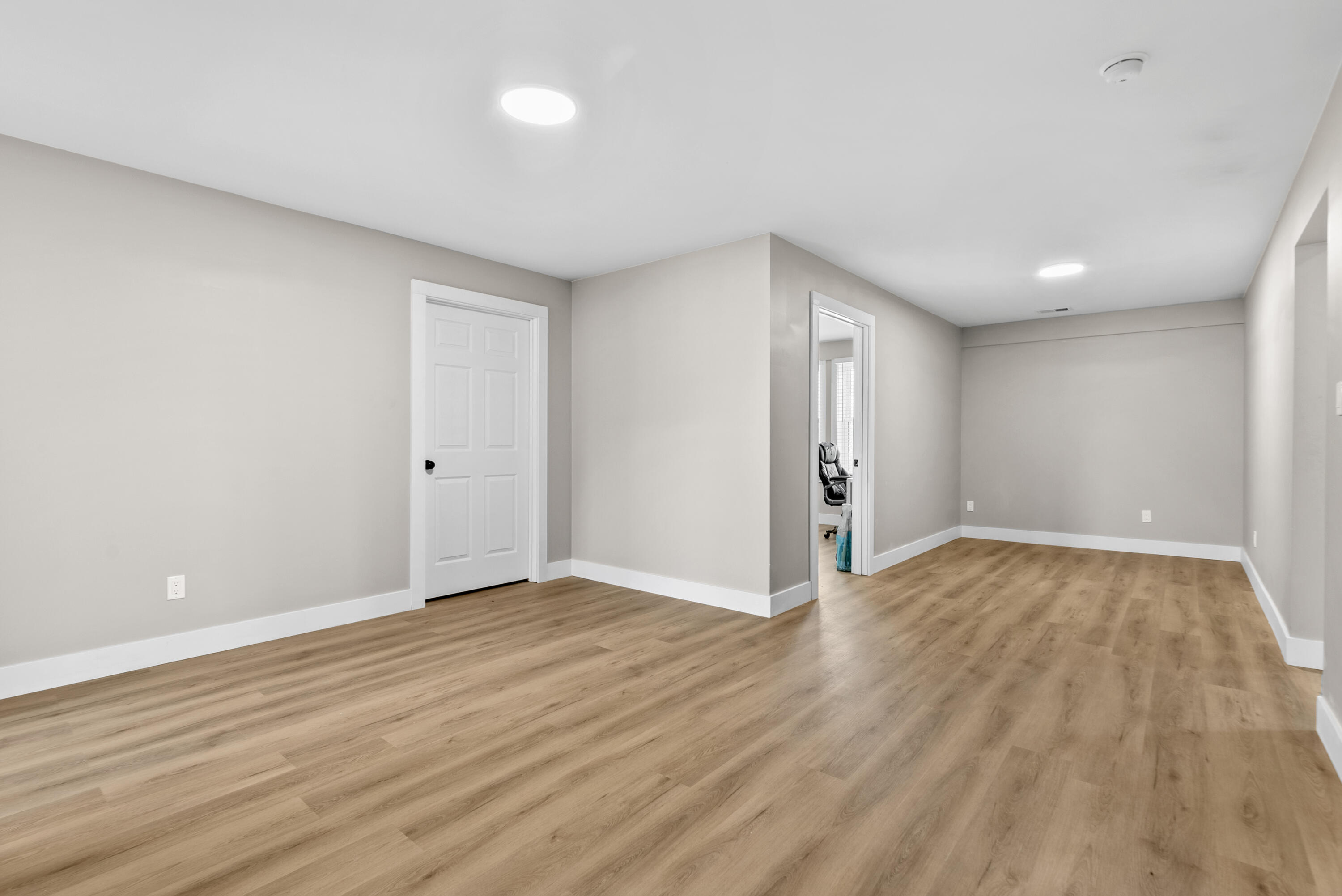 2910 Cooper Lane