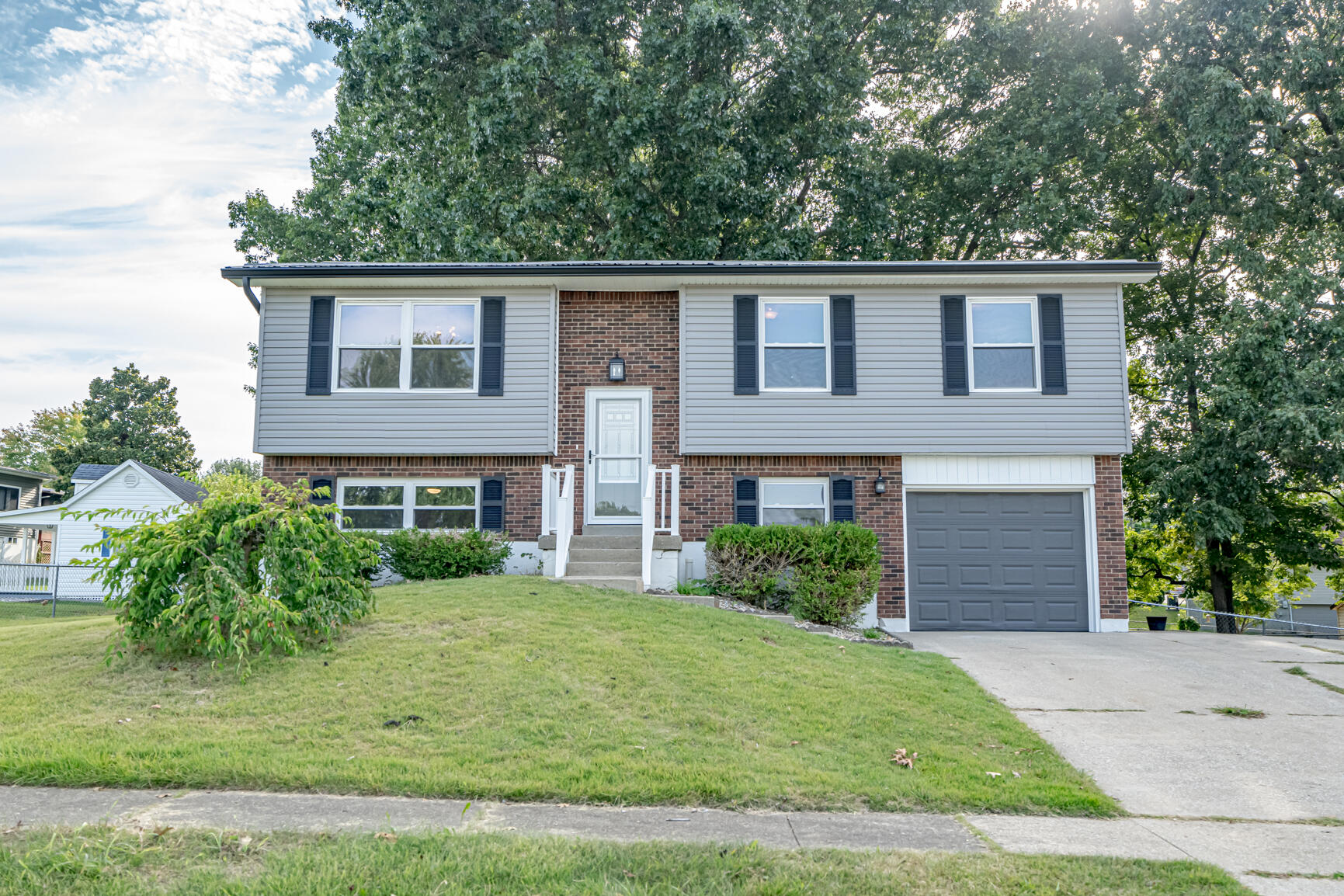 709 Magnolia Drive