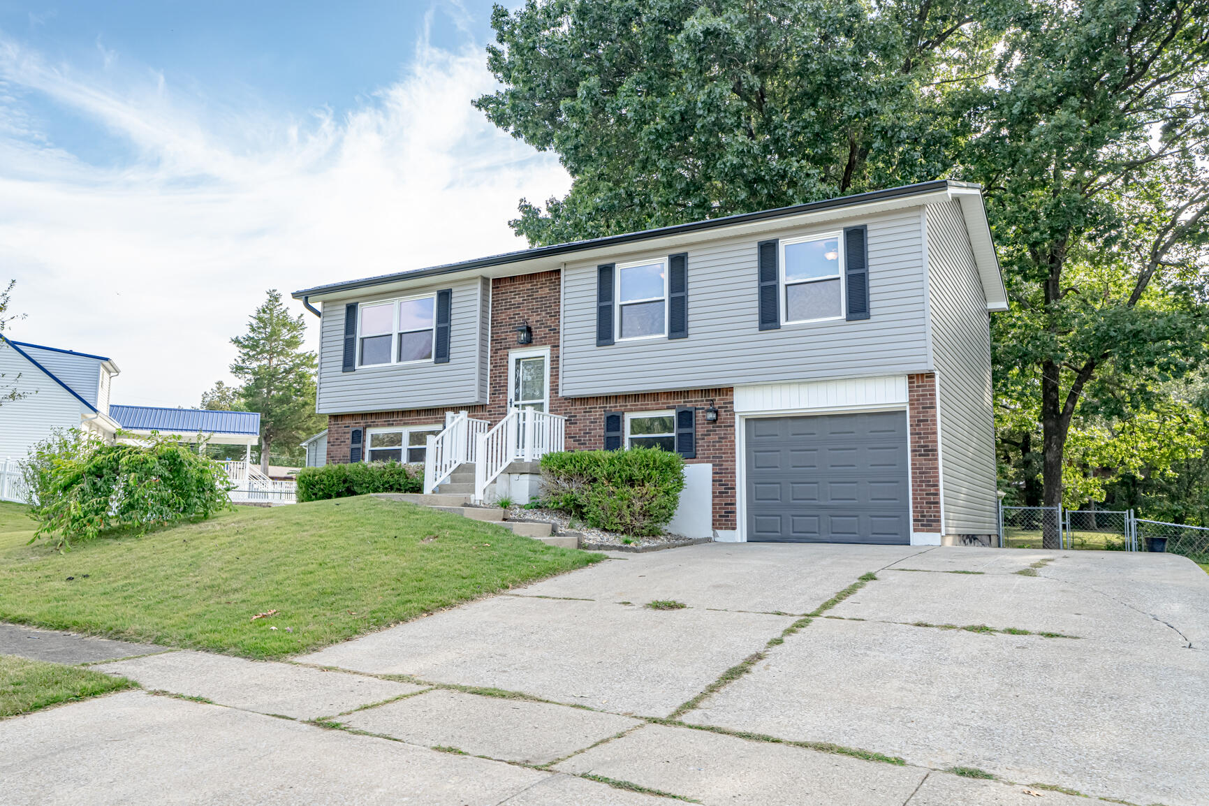 709 Magnolia Drive