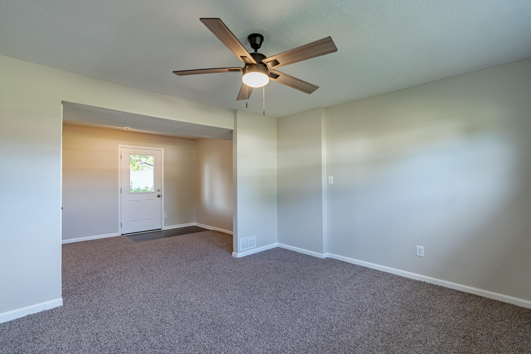 709 Magnolia Drive