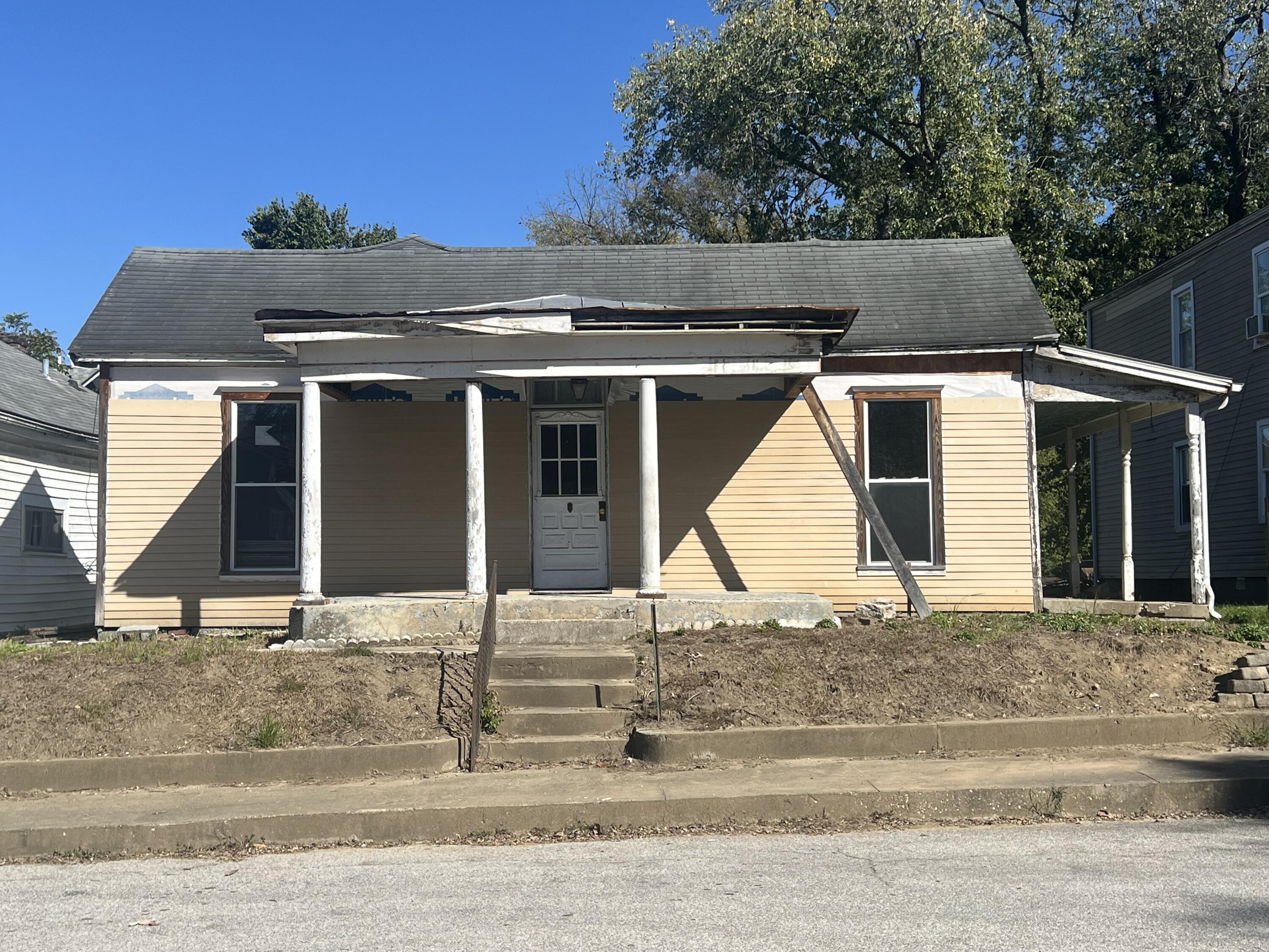 304 E Third Street