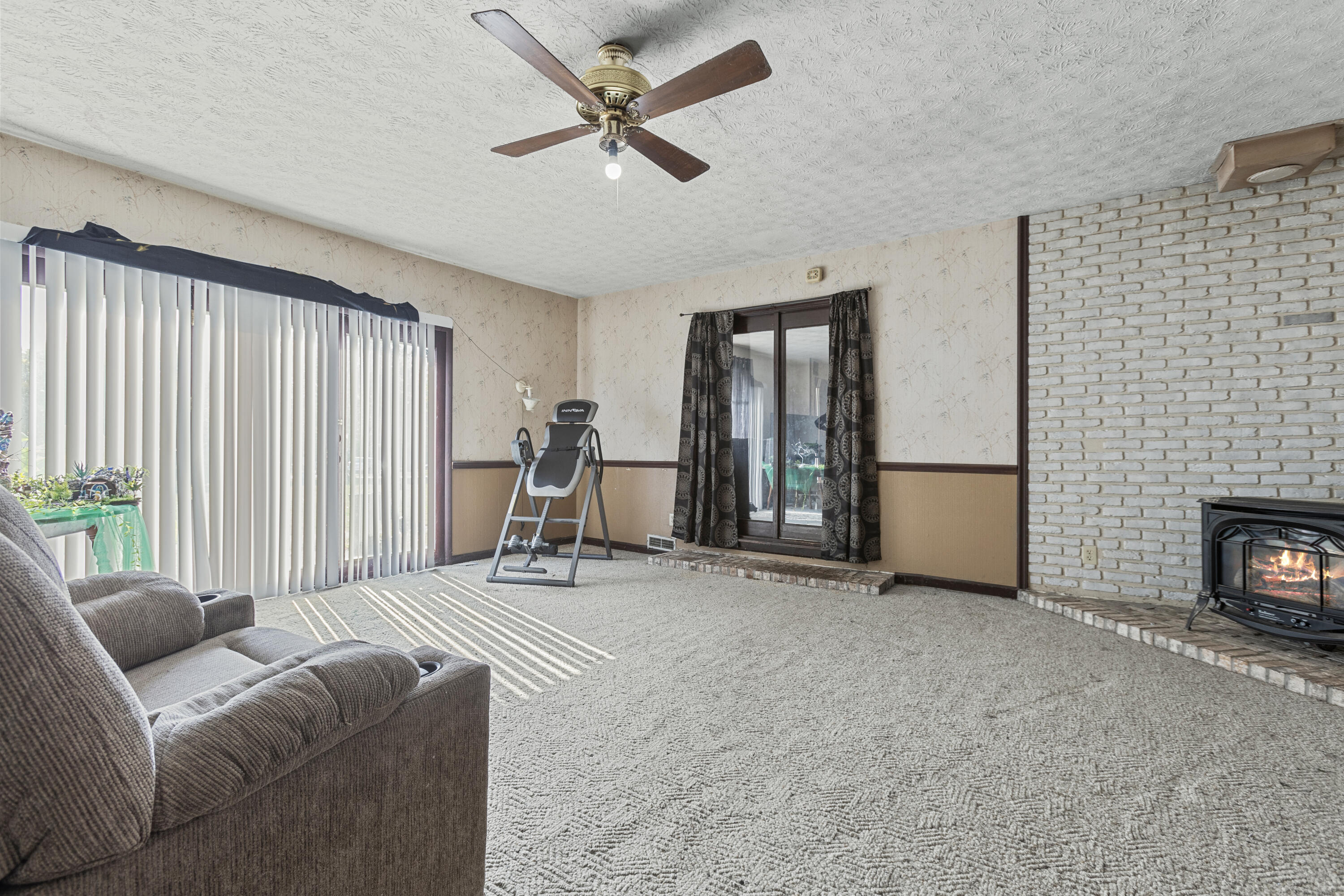 1260 McCroskey Drive