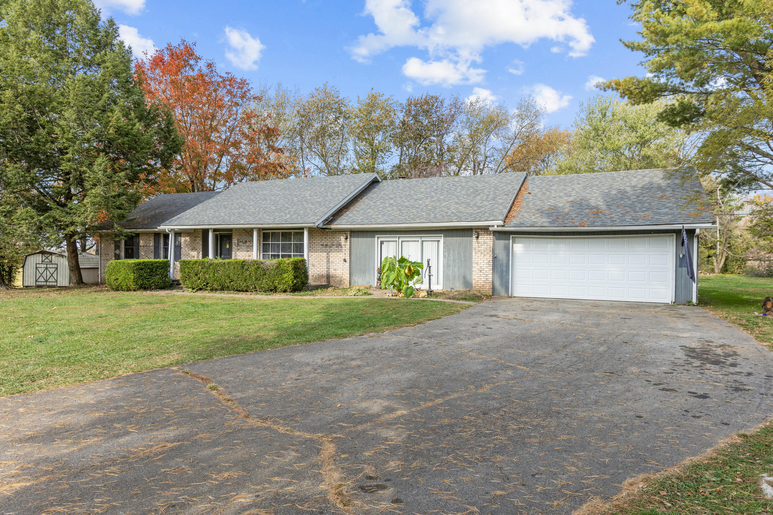 1260 McCroskey Drive