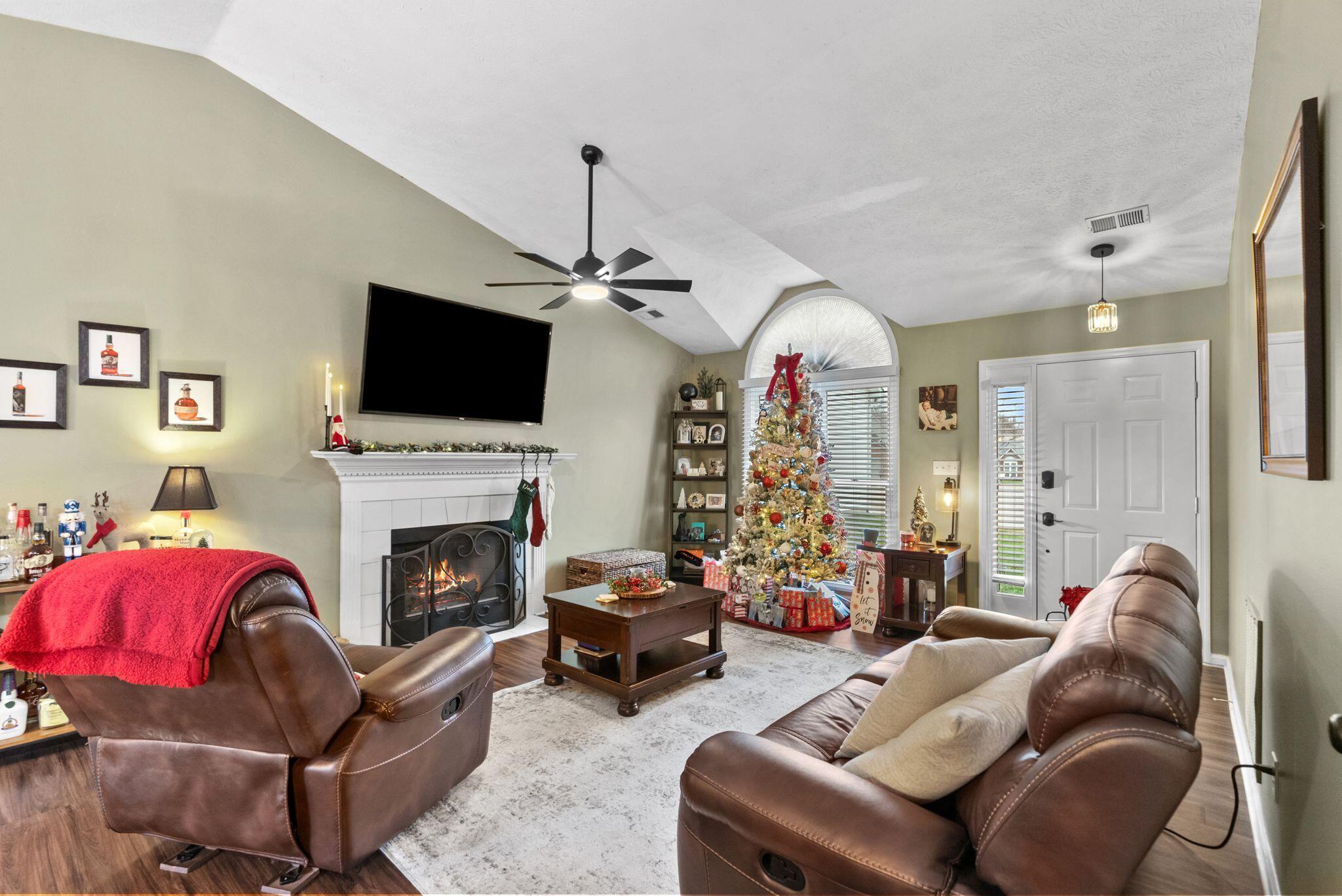 1117 Iron Lace Court