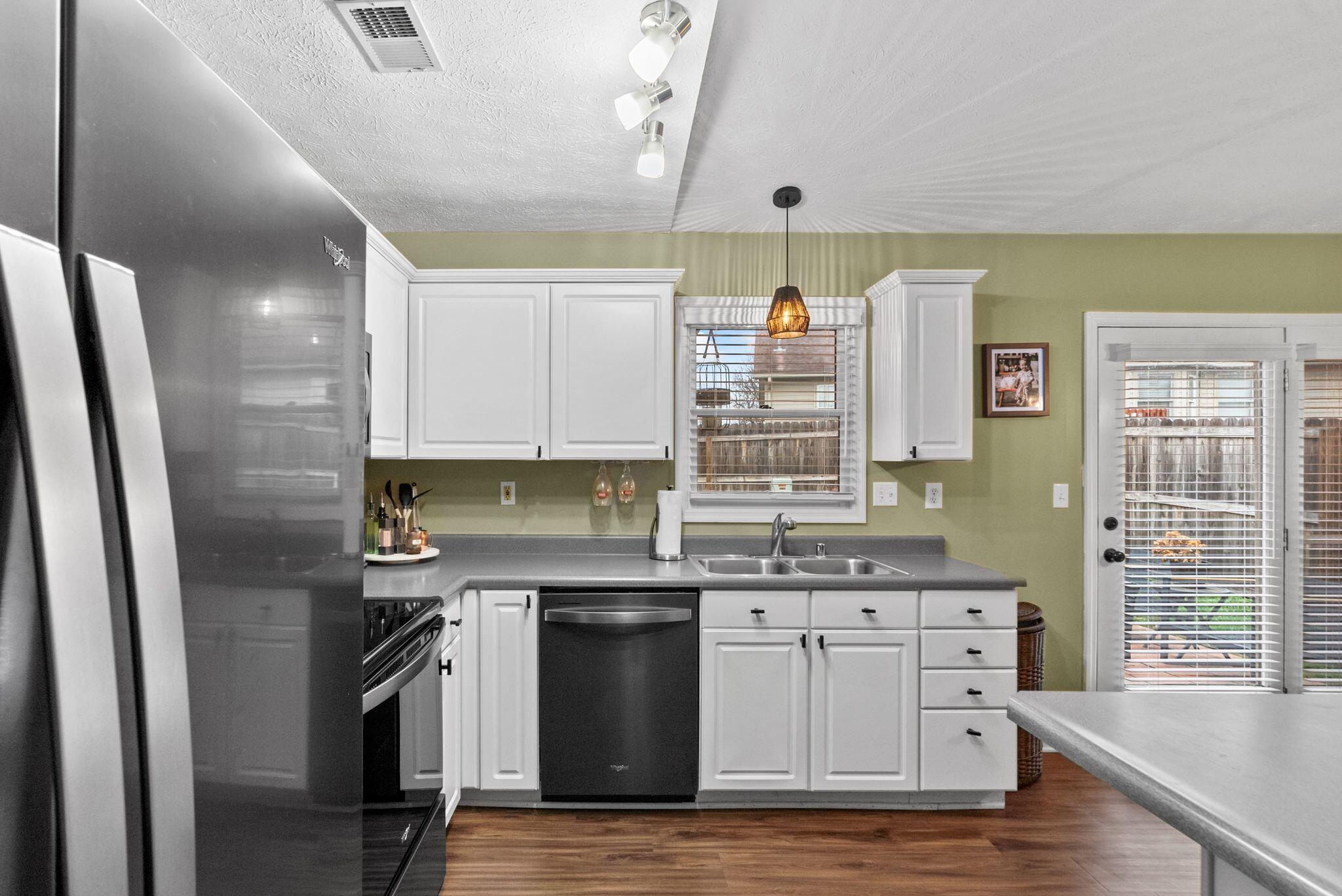 1117 Iron Lace Court