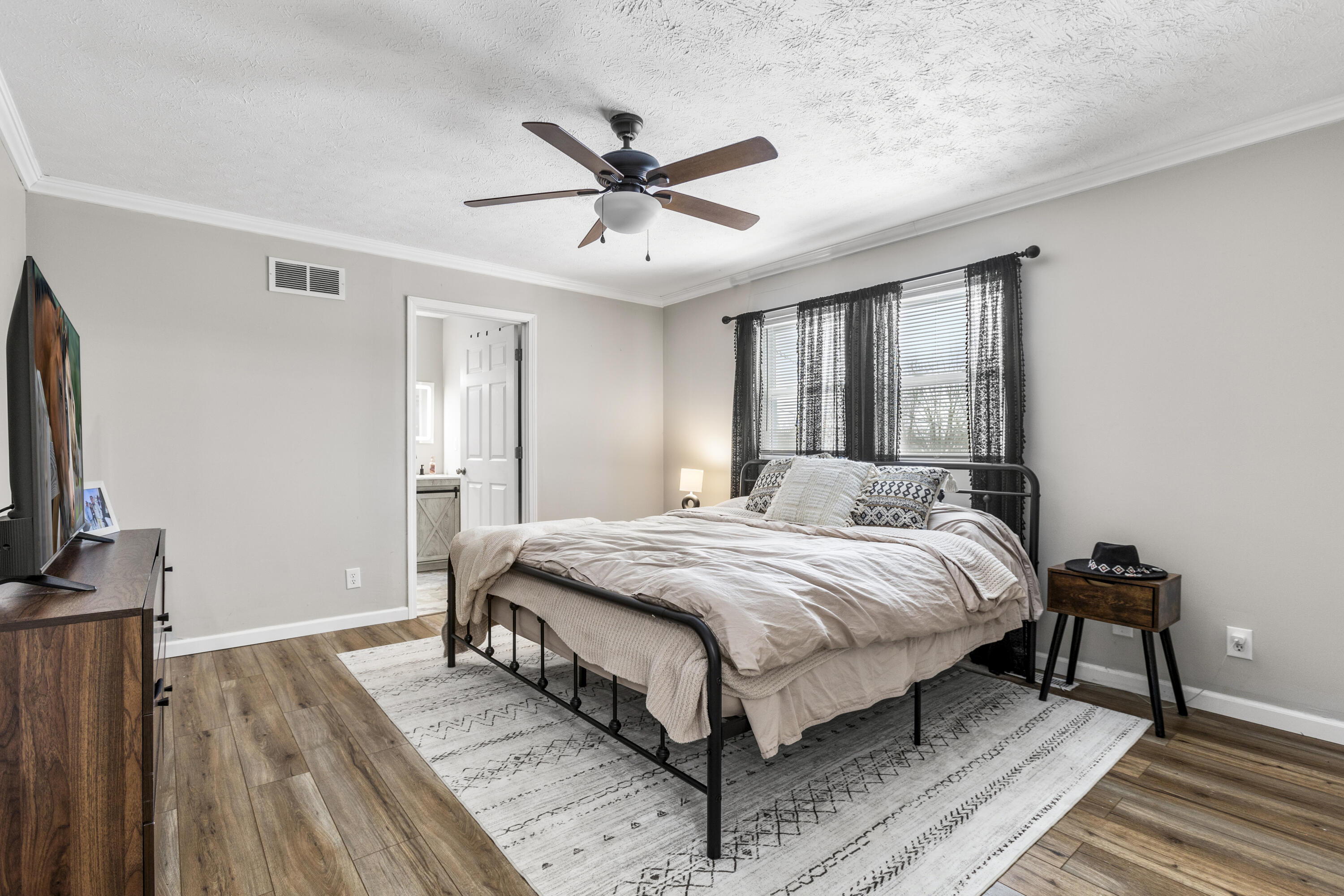 417 Mountain View Drive