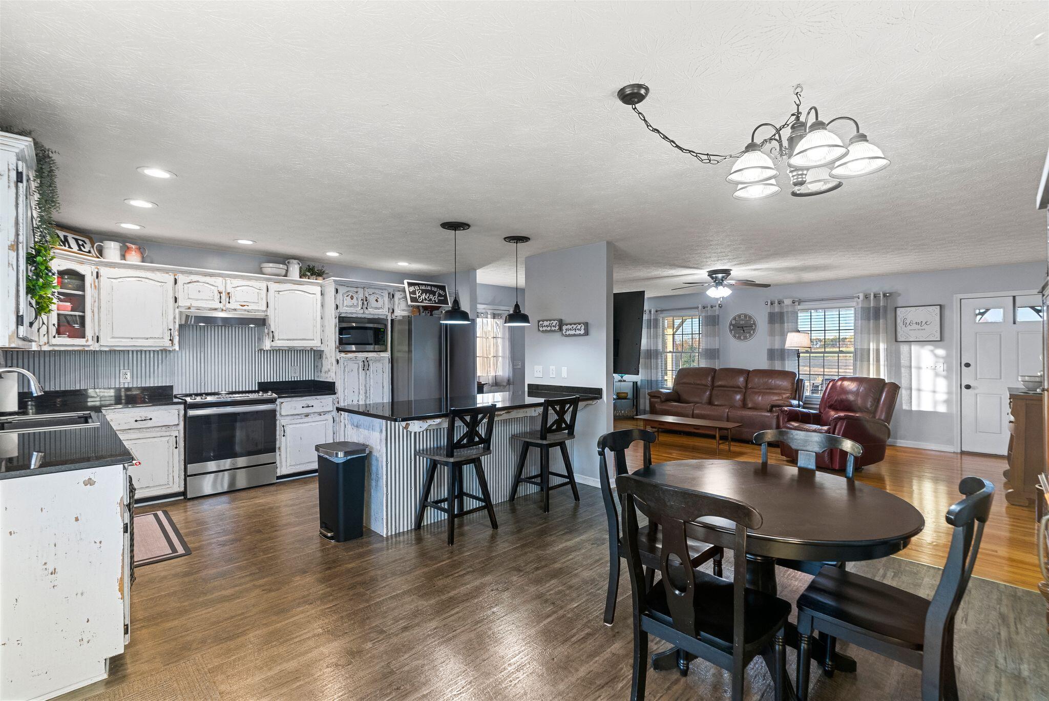 2844 Pond School Road