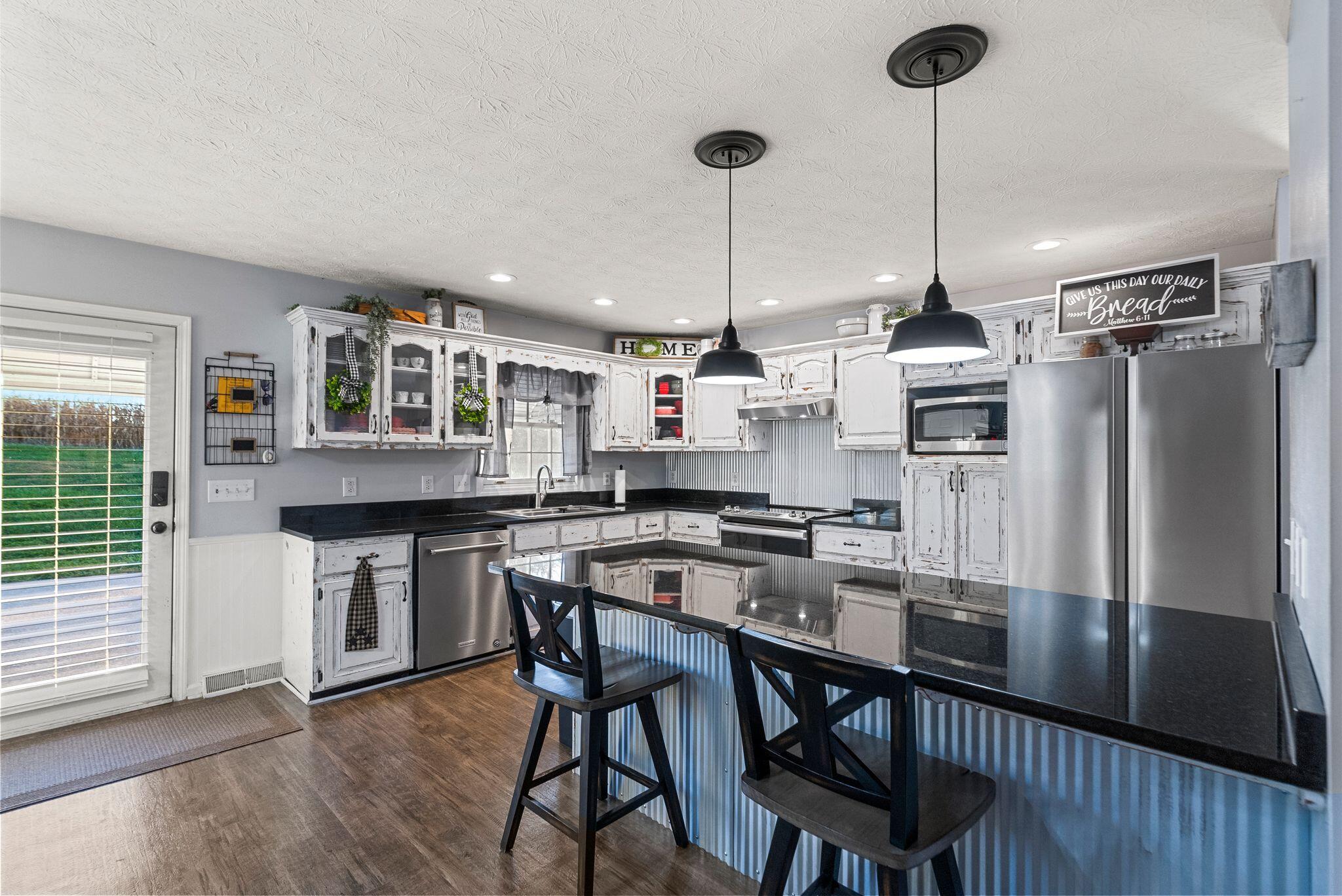 2844 Pond School Road