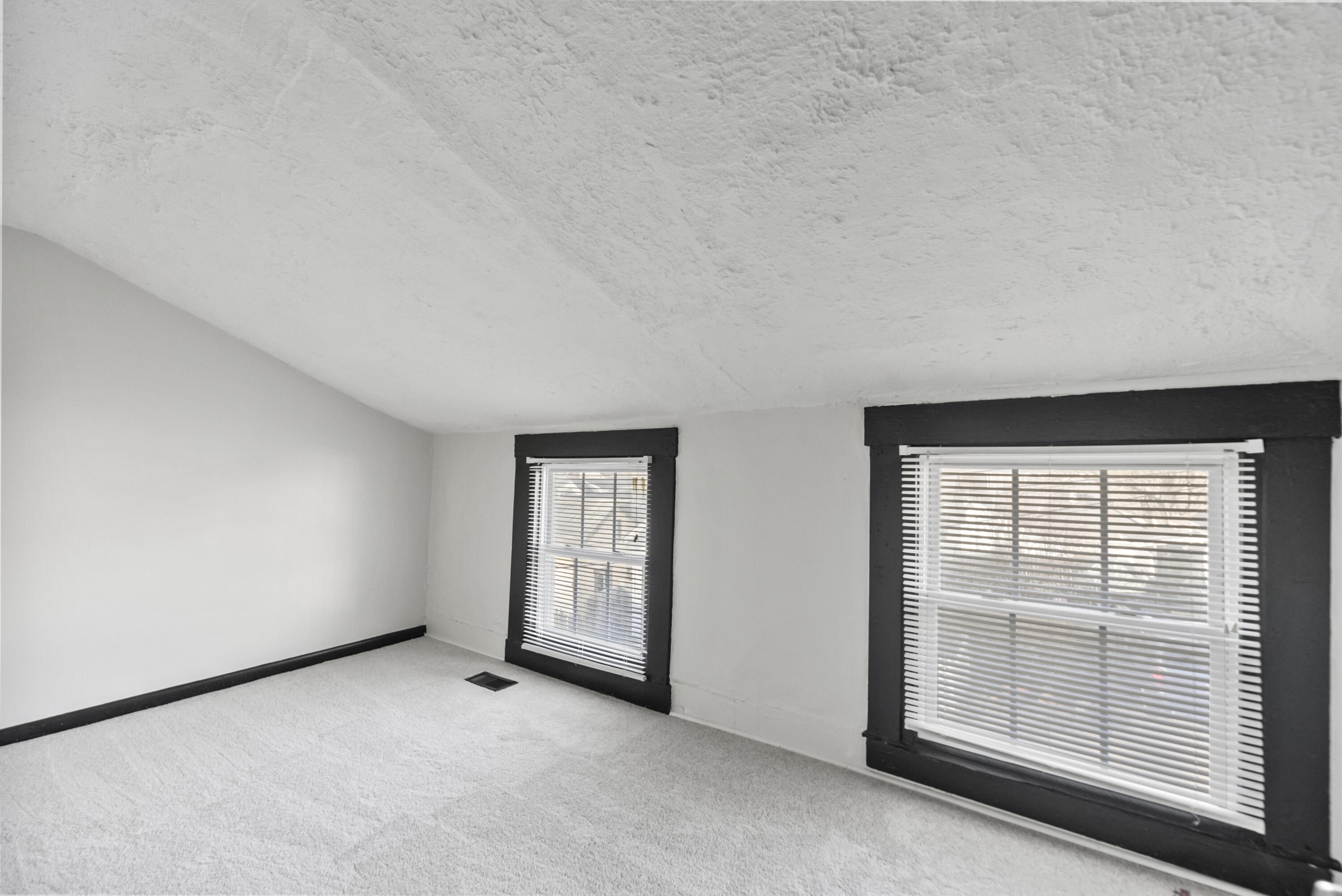 227 New Street