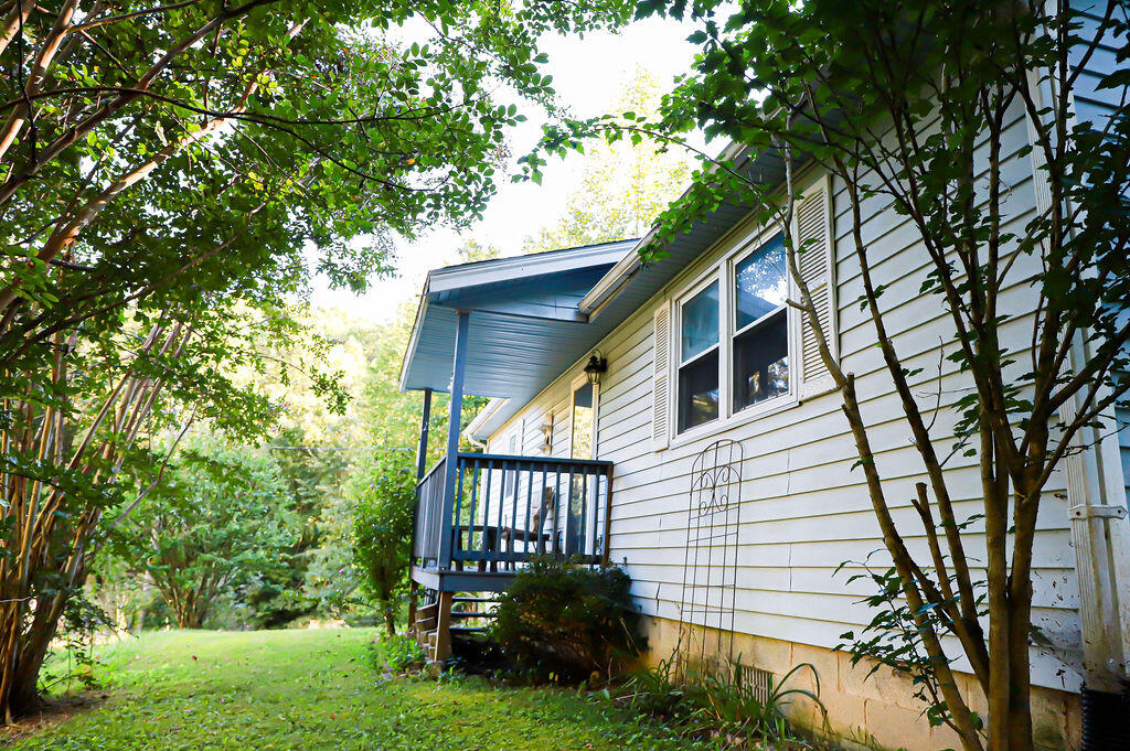 91 Holly Lane